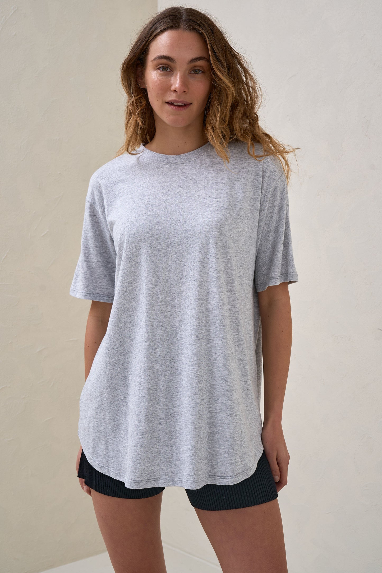 grey-maternity-tee-10