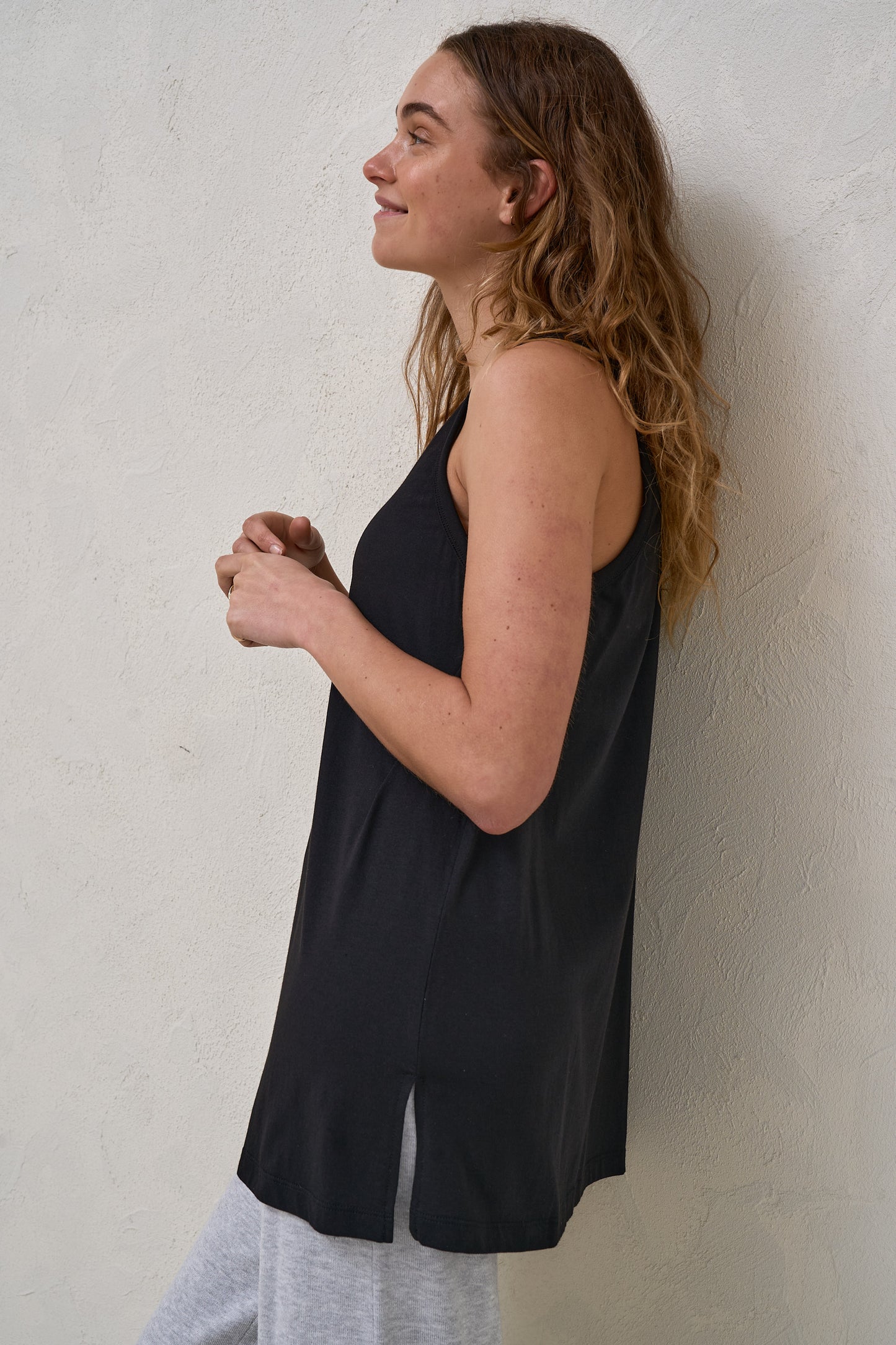 maternity-scoop-tank-black-11