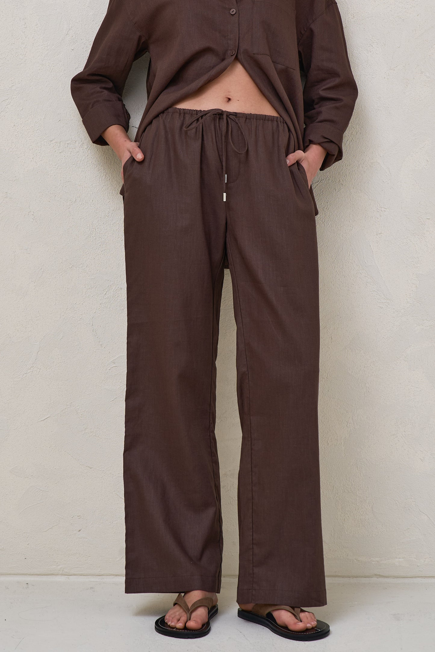 maternity-wide-leg-linen-pant-chocolate-8