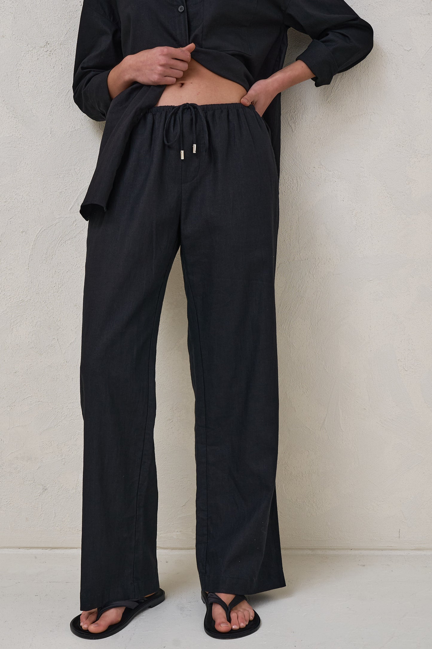 maternity-black-linen-pant-13