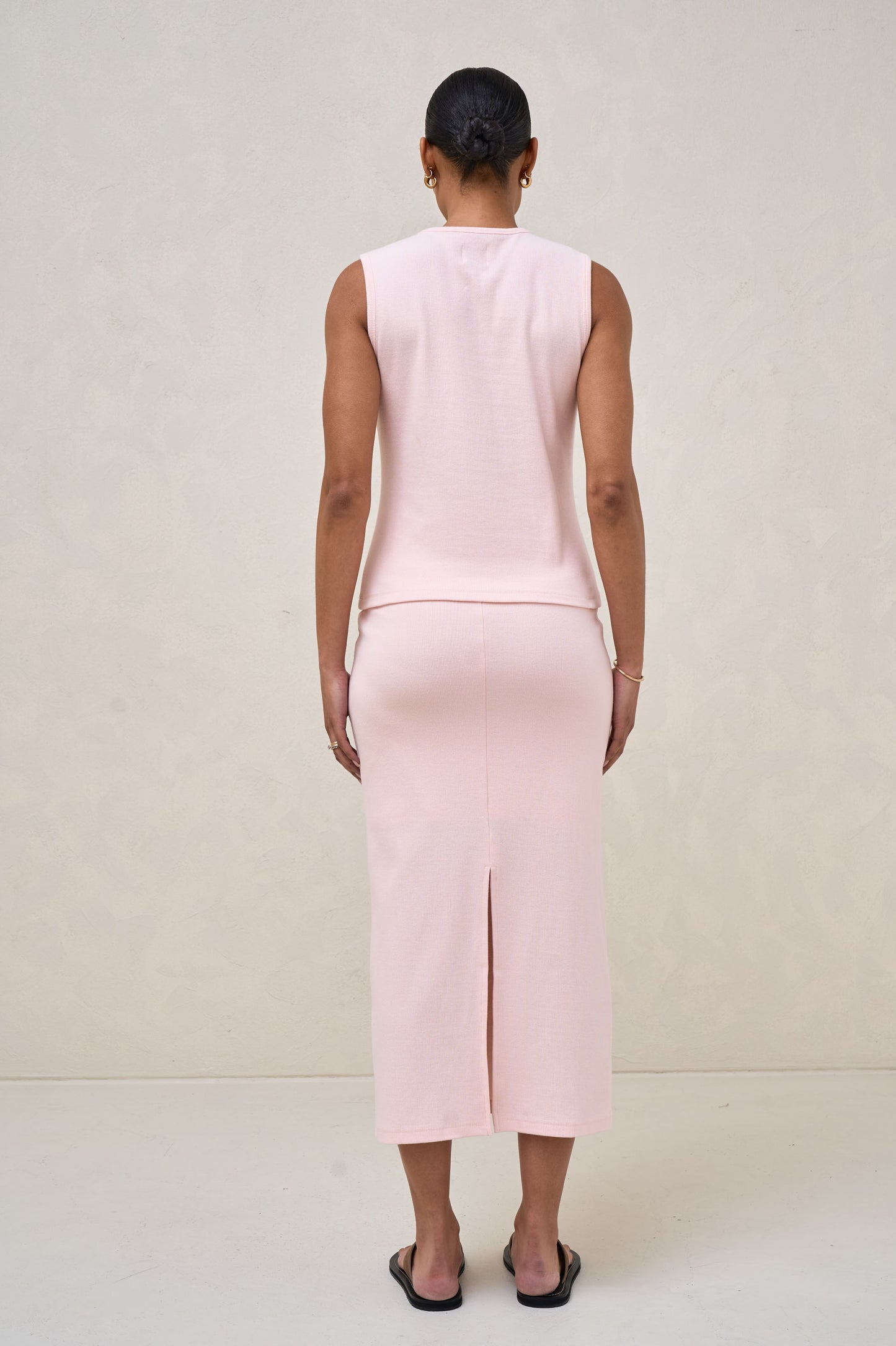 pink-maternity-button-tank-4