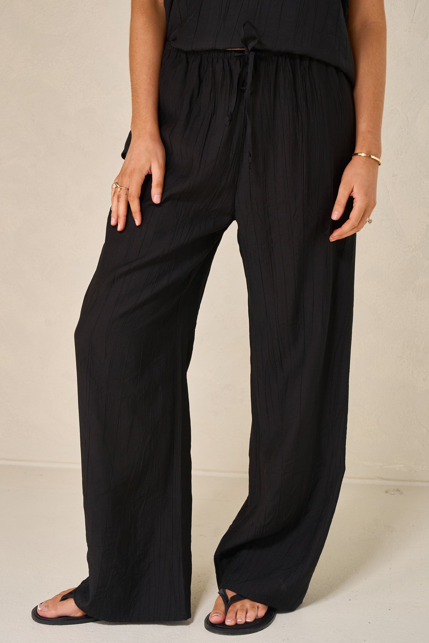 black-maternity-crinkle-pant-6