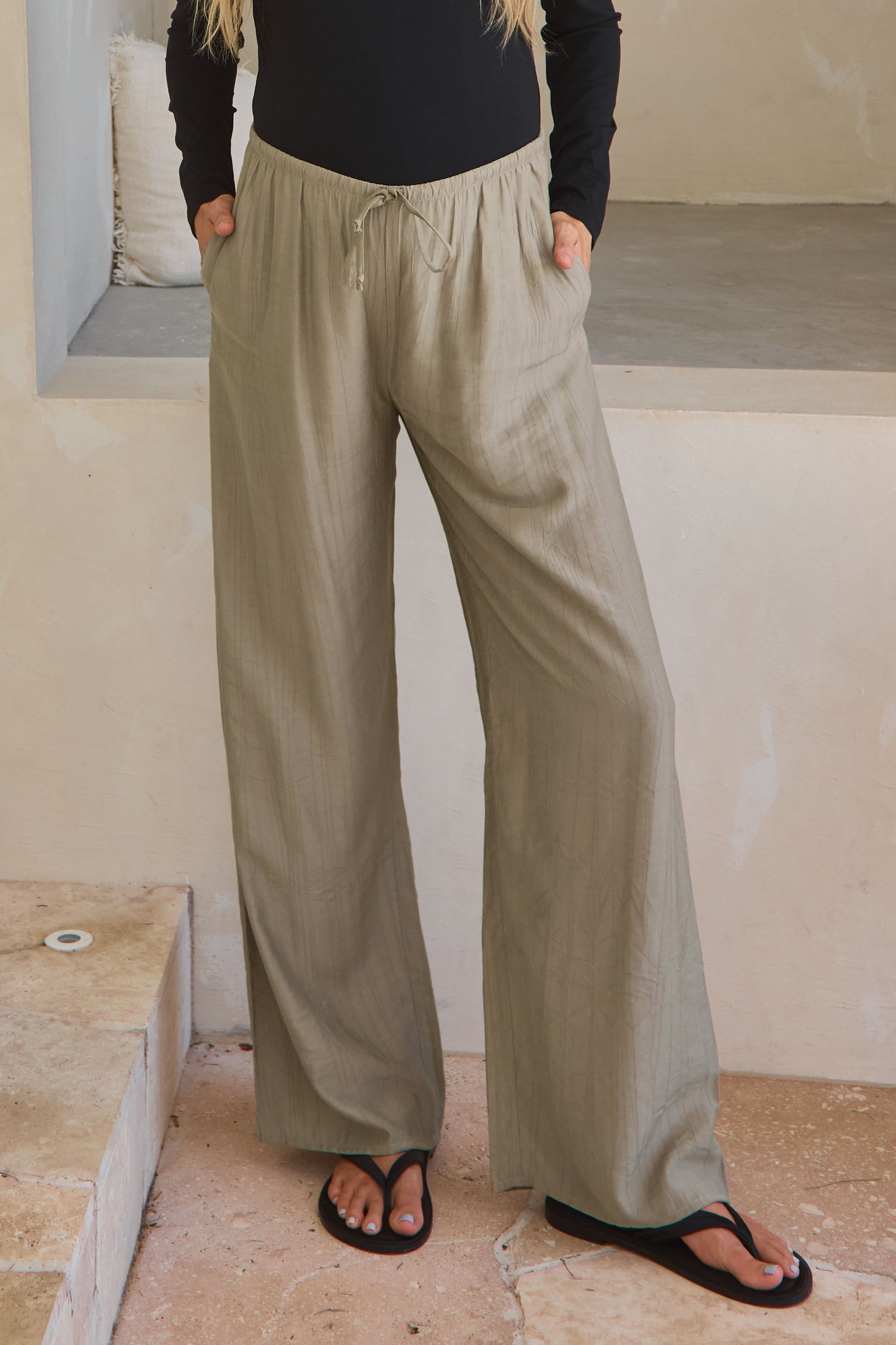 lightweight-maternity-pants-1