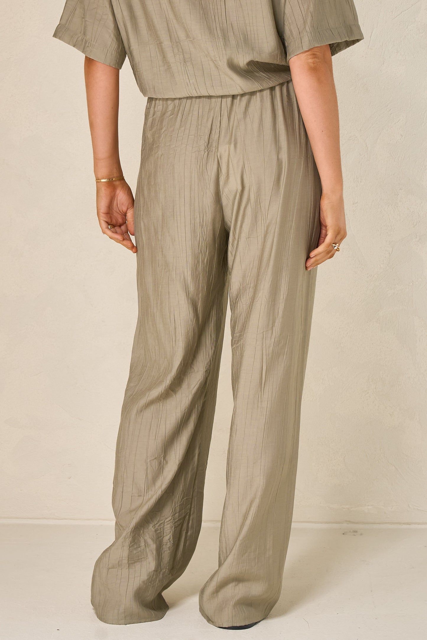 lightweight-maternity-pants-8