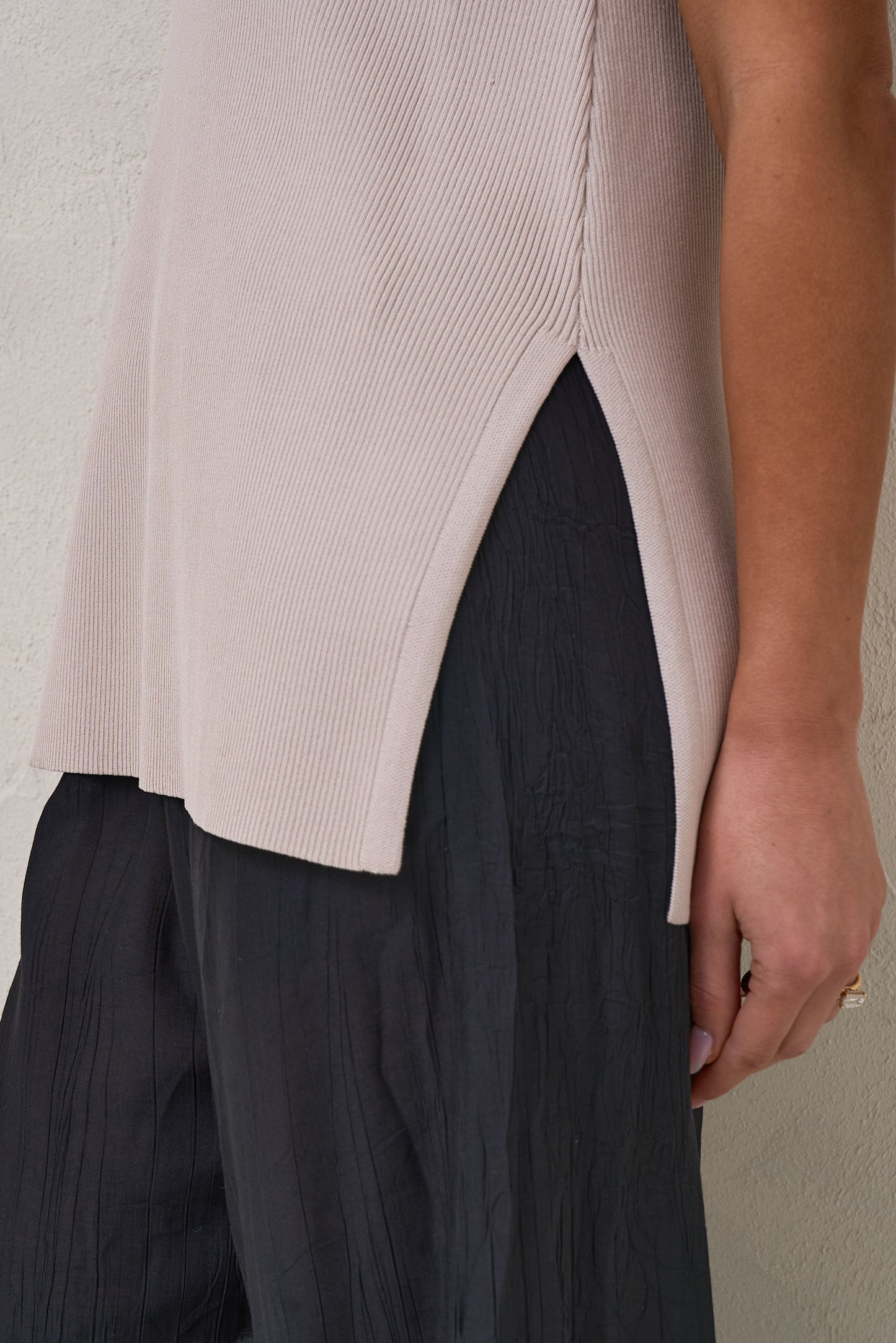 Up And Over Longline Tank - Bone