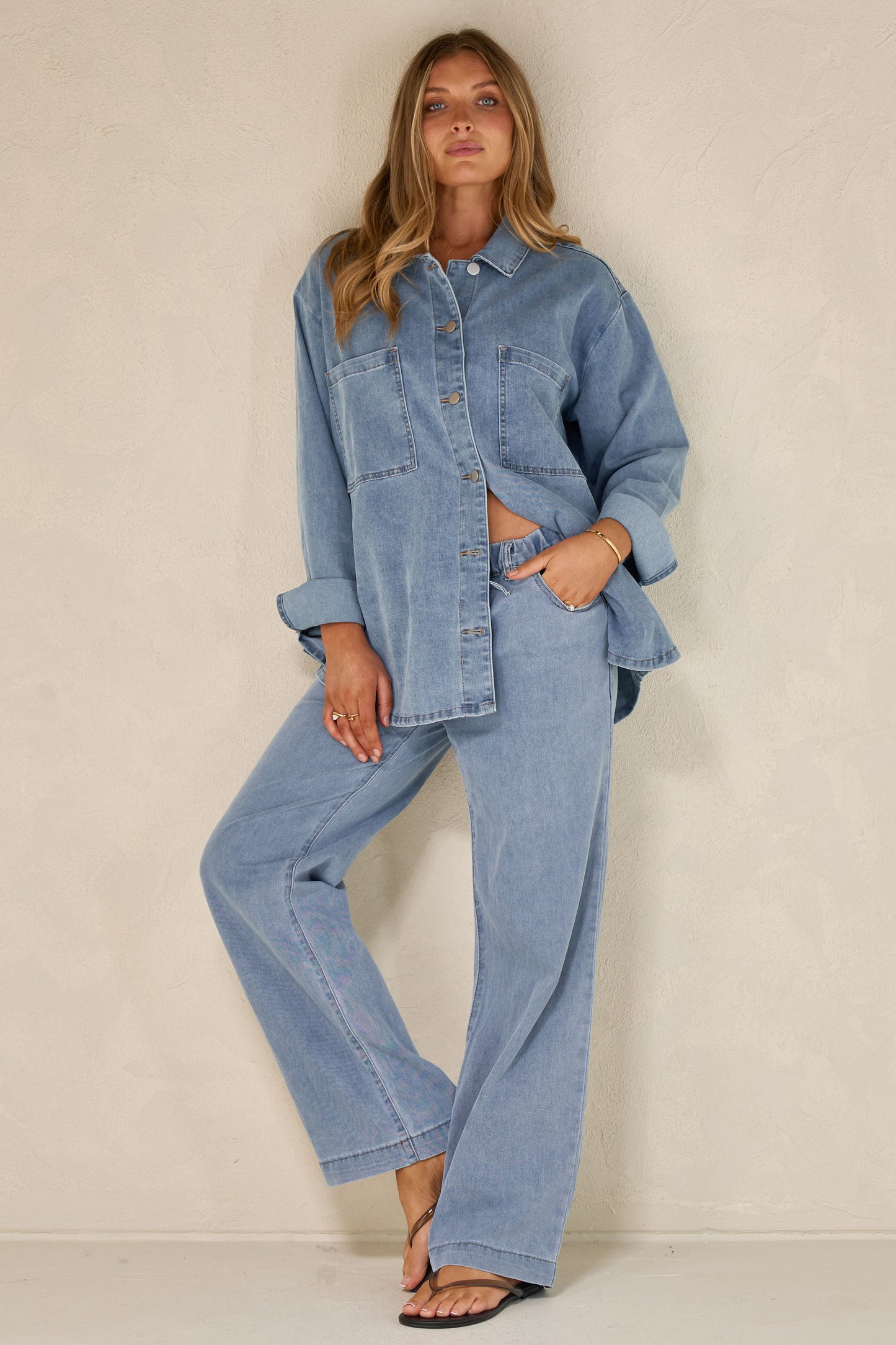 maternity-jean-light-blue-10