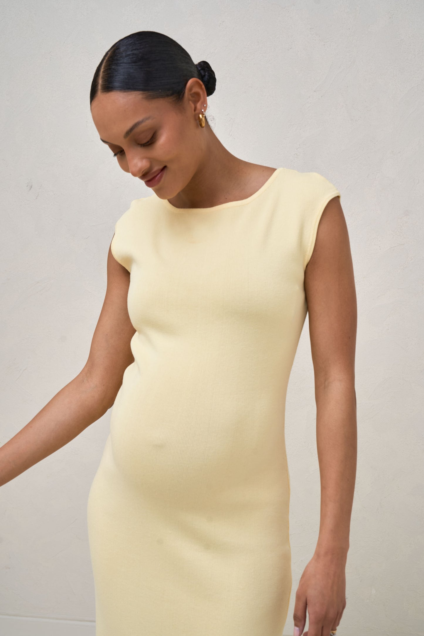 maternity-baby-shower-dress-yellow-1