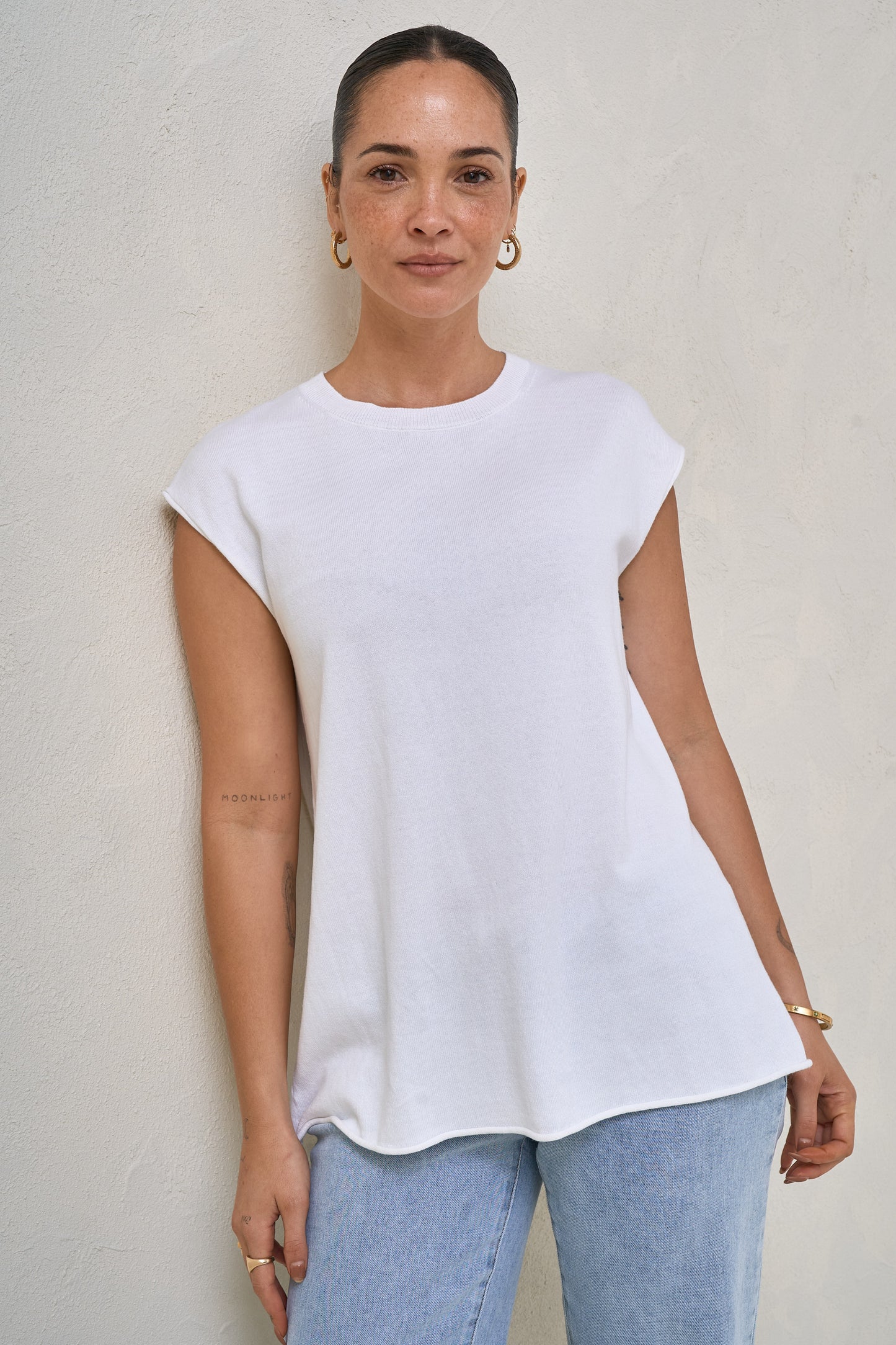 Light Form Knit Tank - White