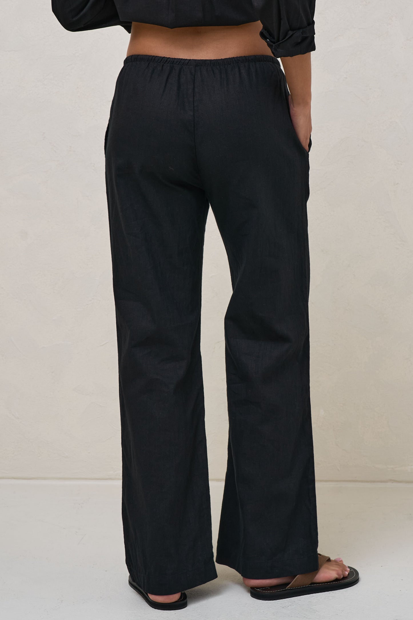 maternity-black-linen-pant-6