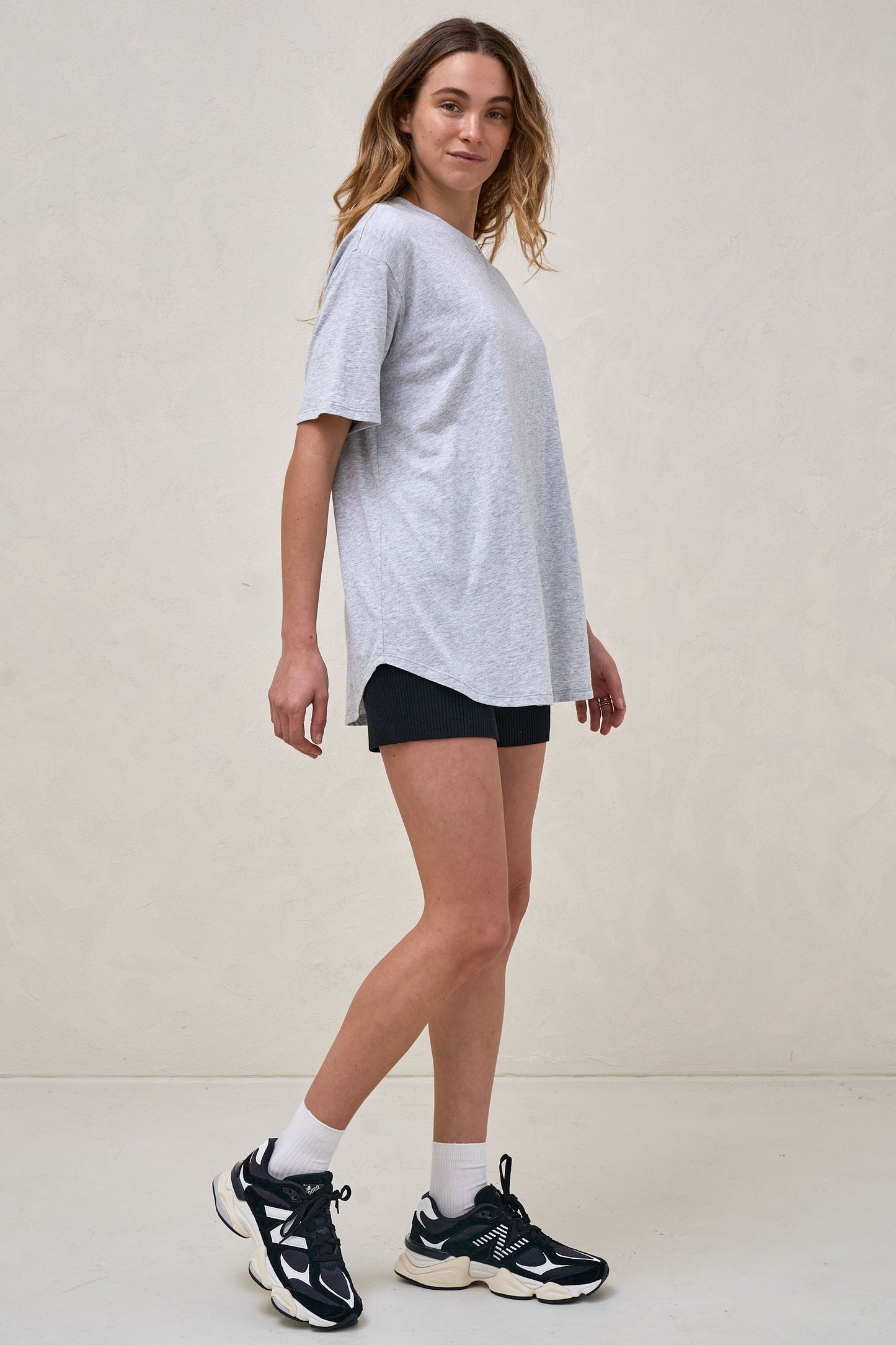 grey-maternity-tee-7