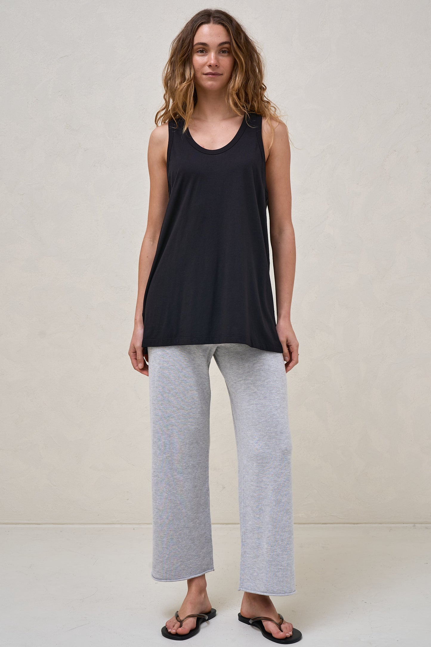 maternity-scoop-tank-black-7