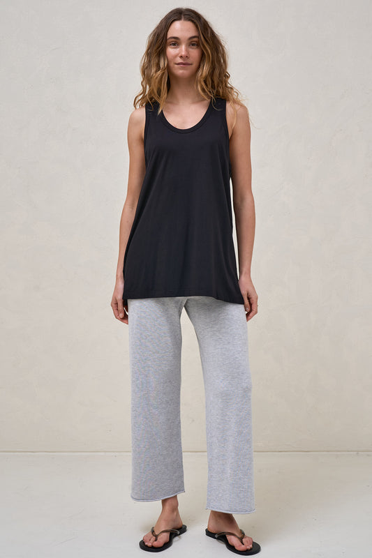 maternity-scoop-tank-black-7