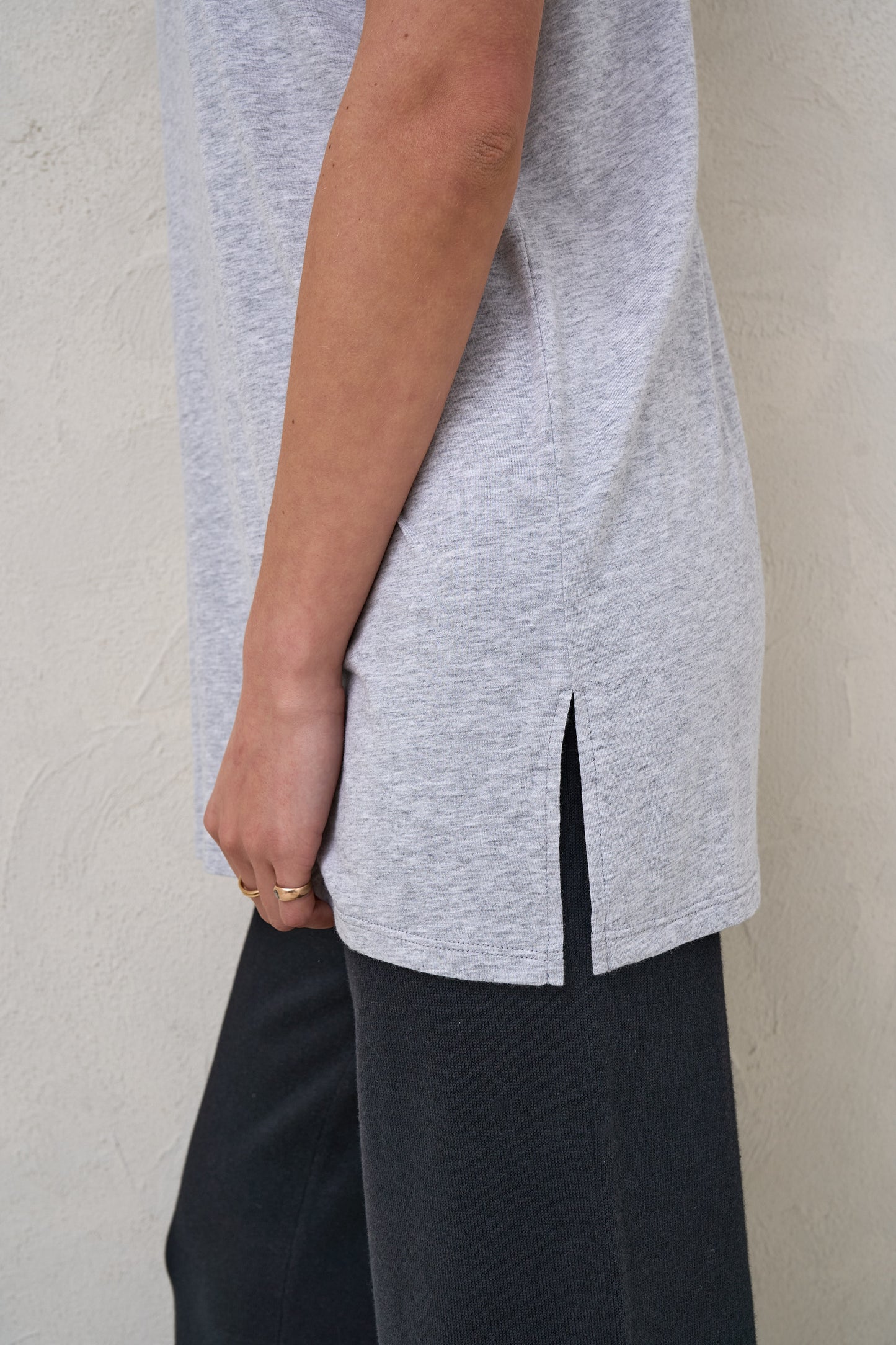 grey-maternity-tank-9