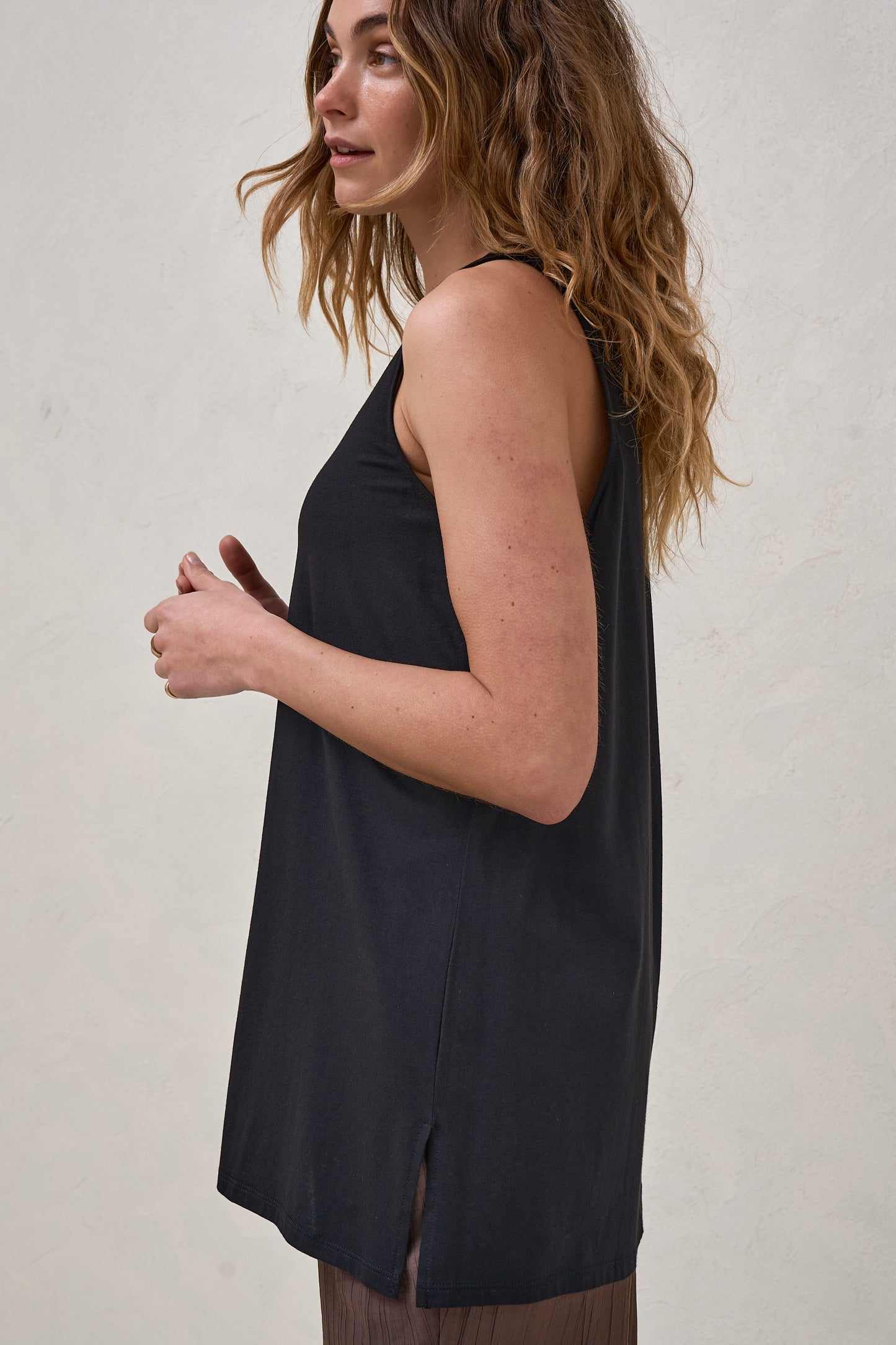 black-maternity-tank-9
