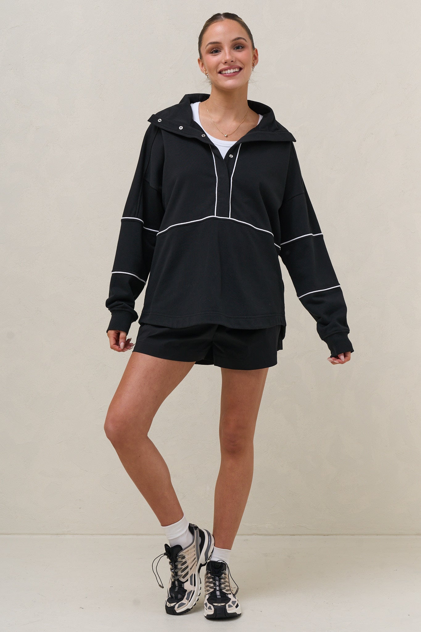 Over And Out Nursing Sweat - Blk/Wht