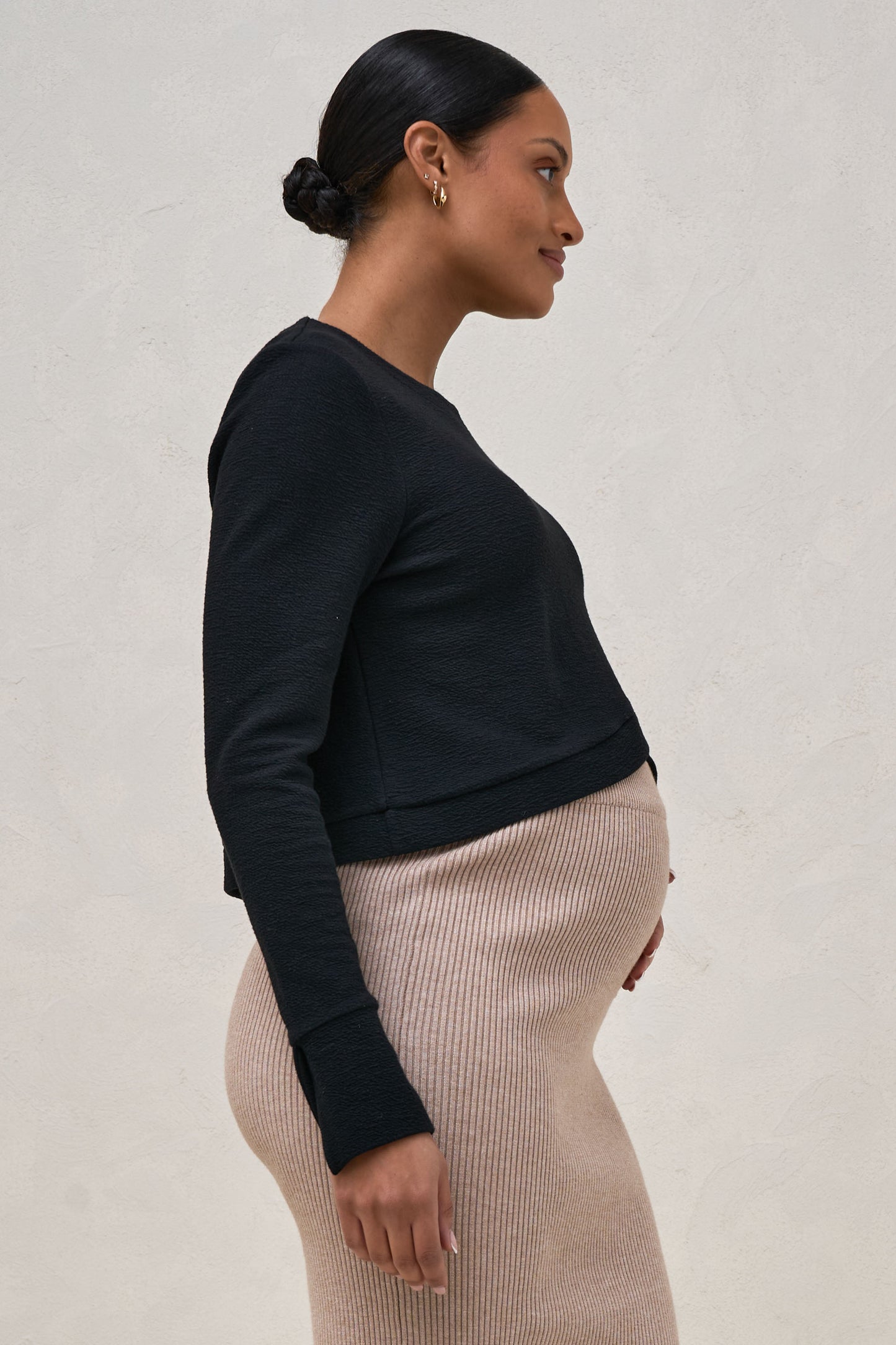 black-maternity-crop-top-cross-your-heart-crop-2