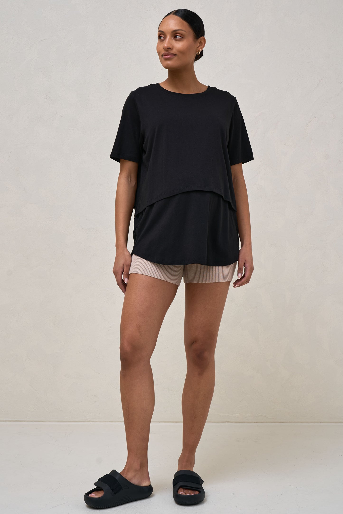 maternity-and-nursing-tee-black-5