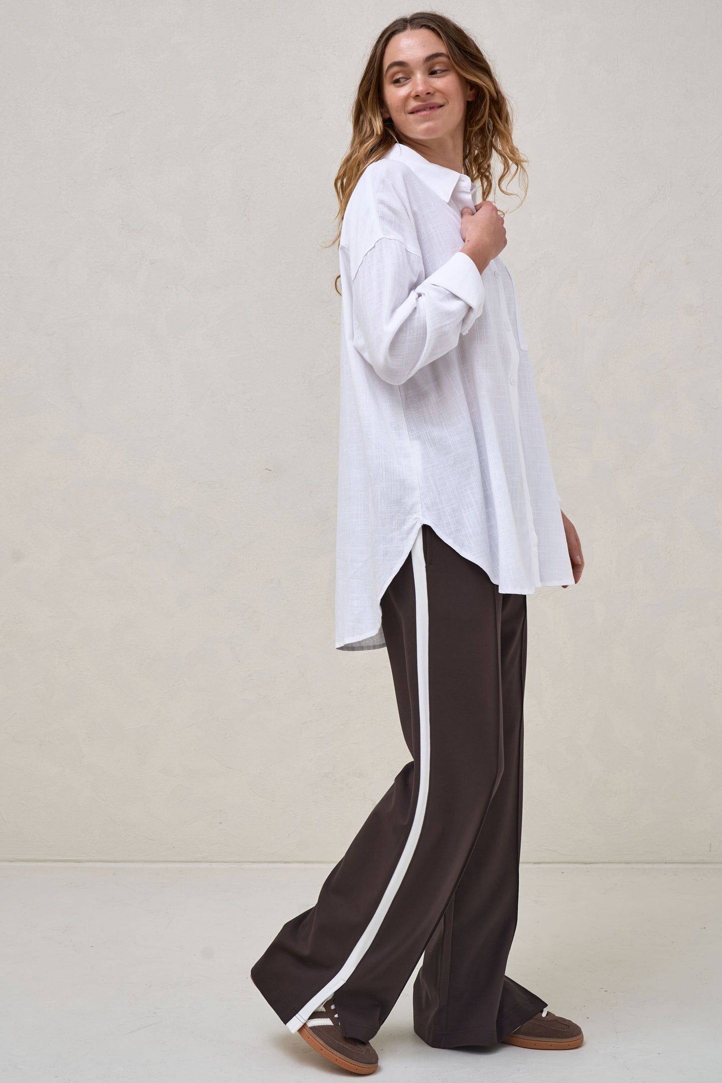 white-maternity-shirt-7