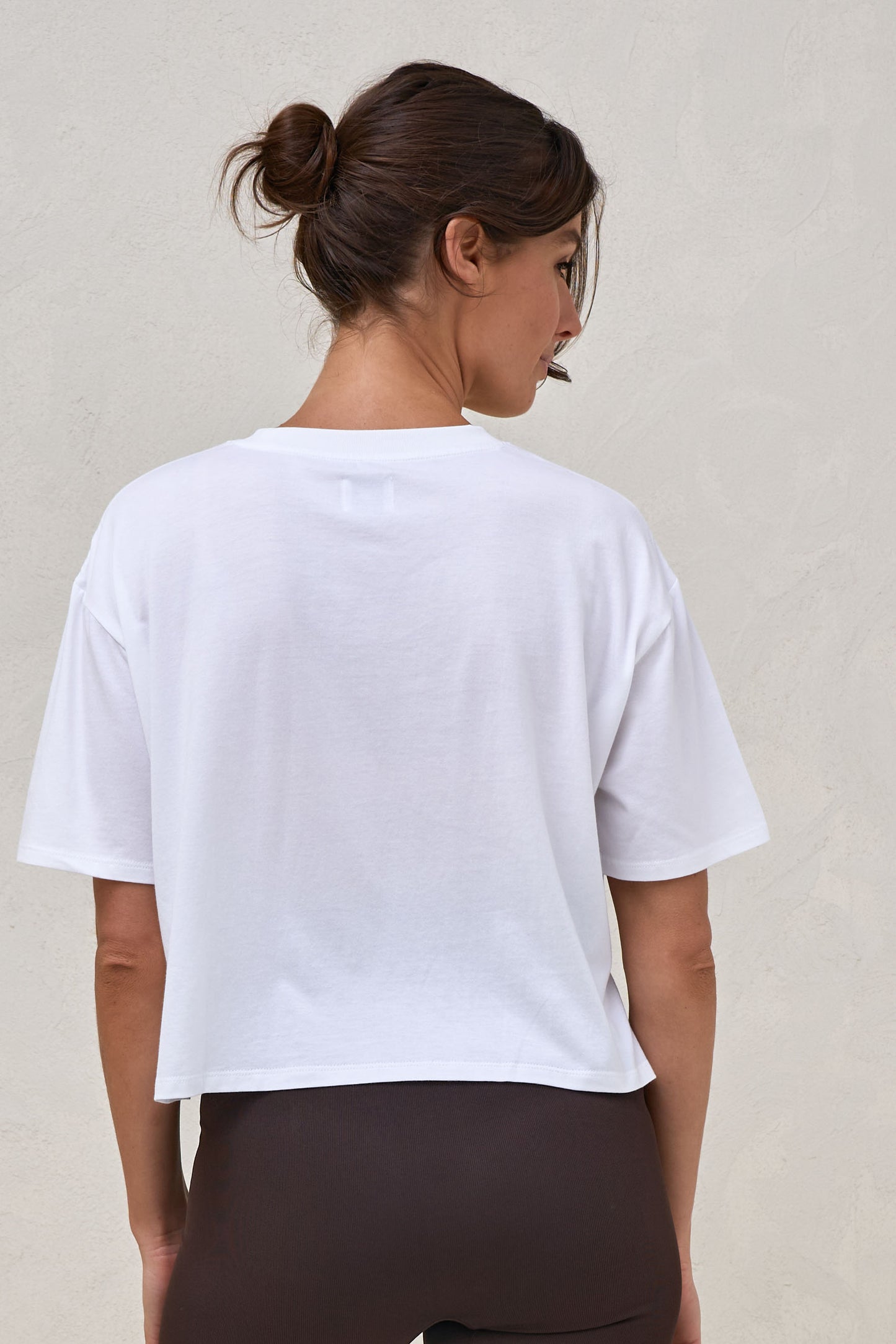 white-maternity-cropped-tee-4