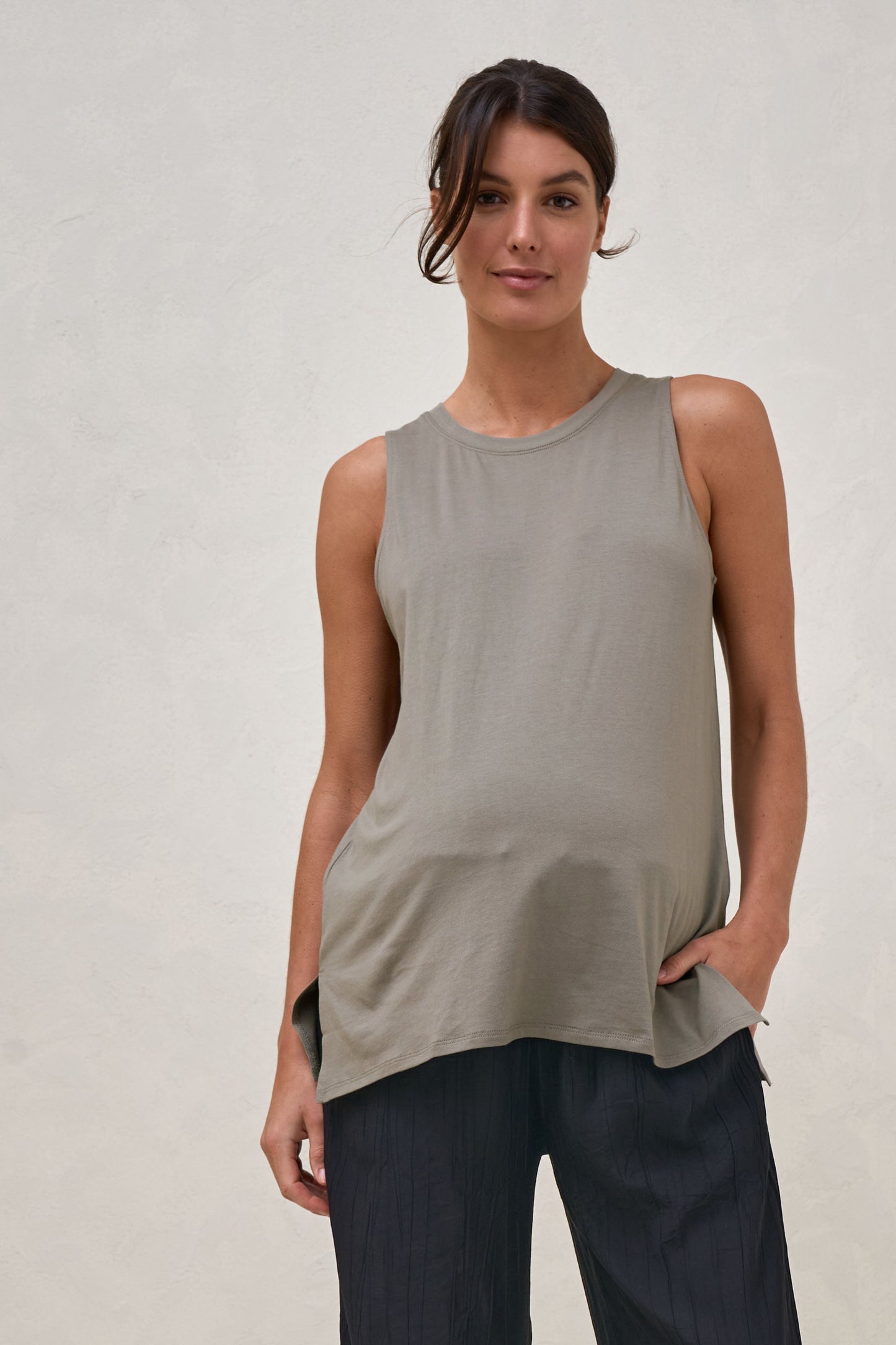 Into It Tank - Khaki