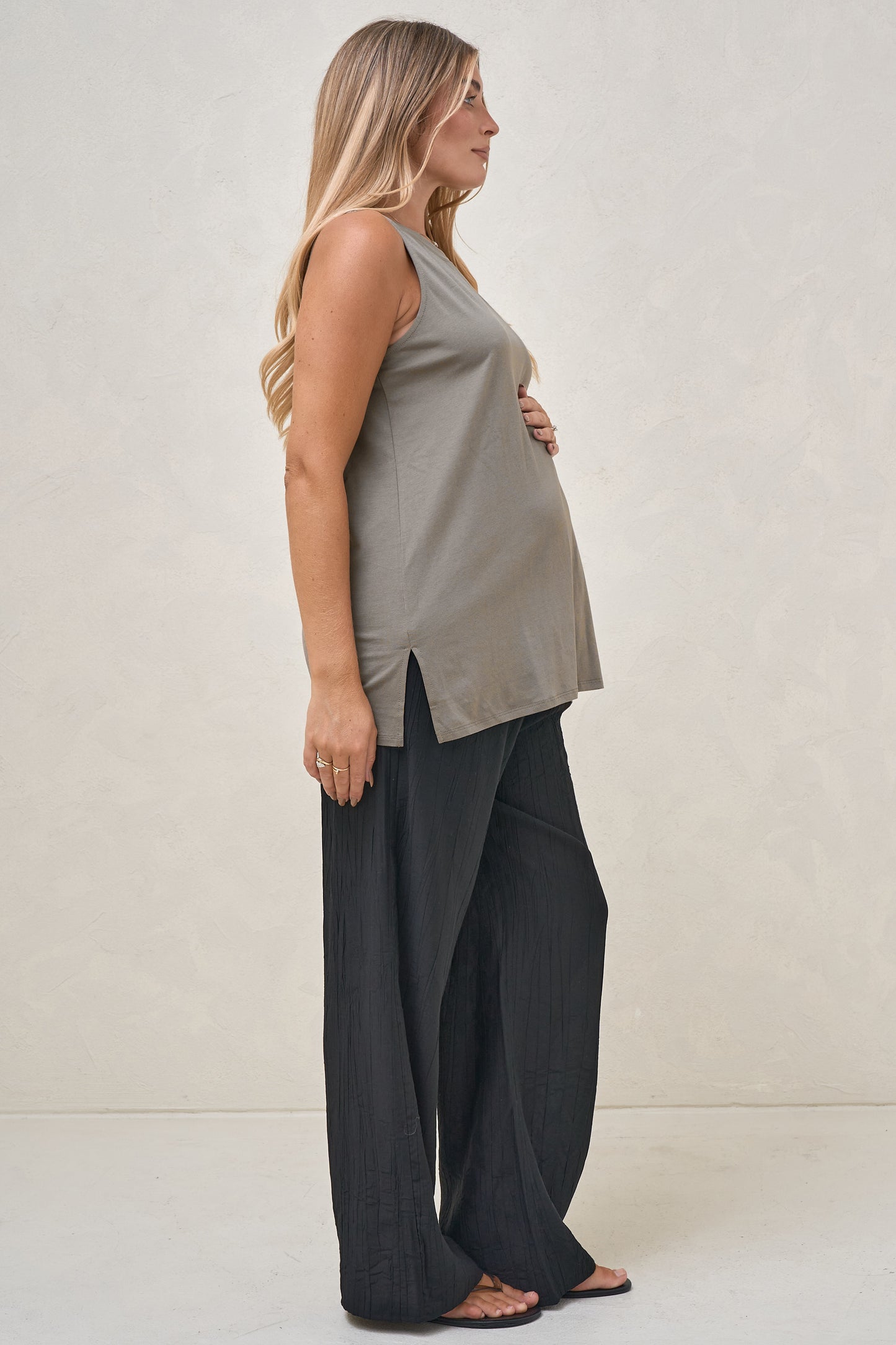 Into It Tank - Khaki