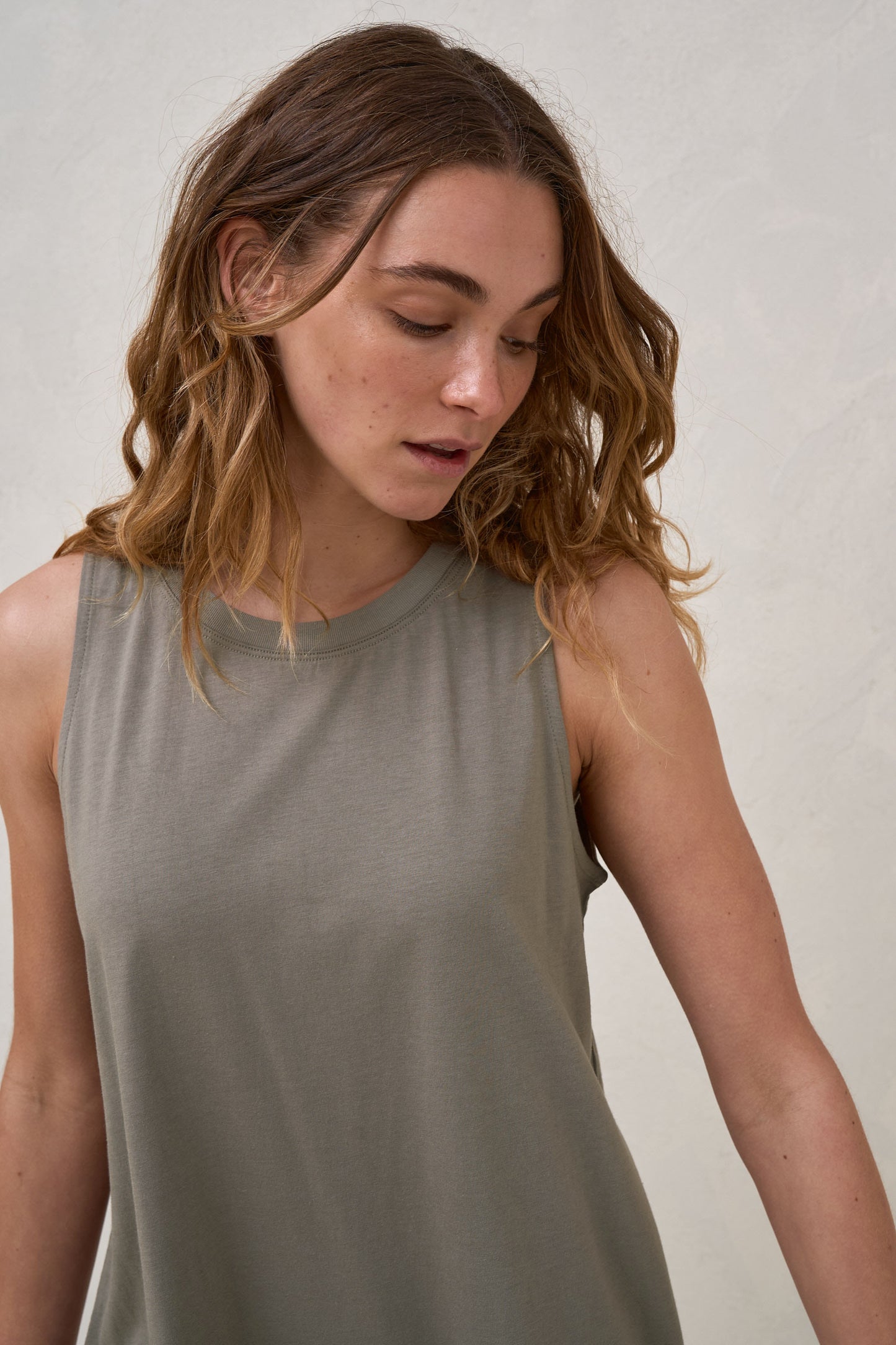 Into It Tank - Khaki