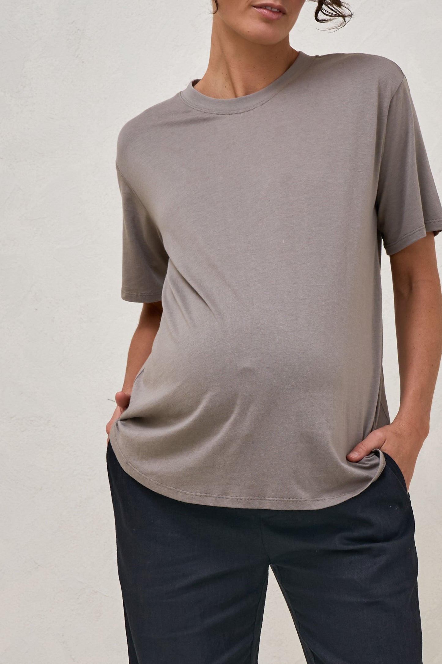 maternity-tee-khaki-2