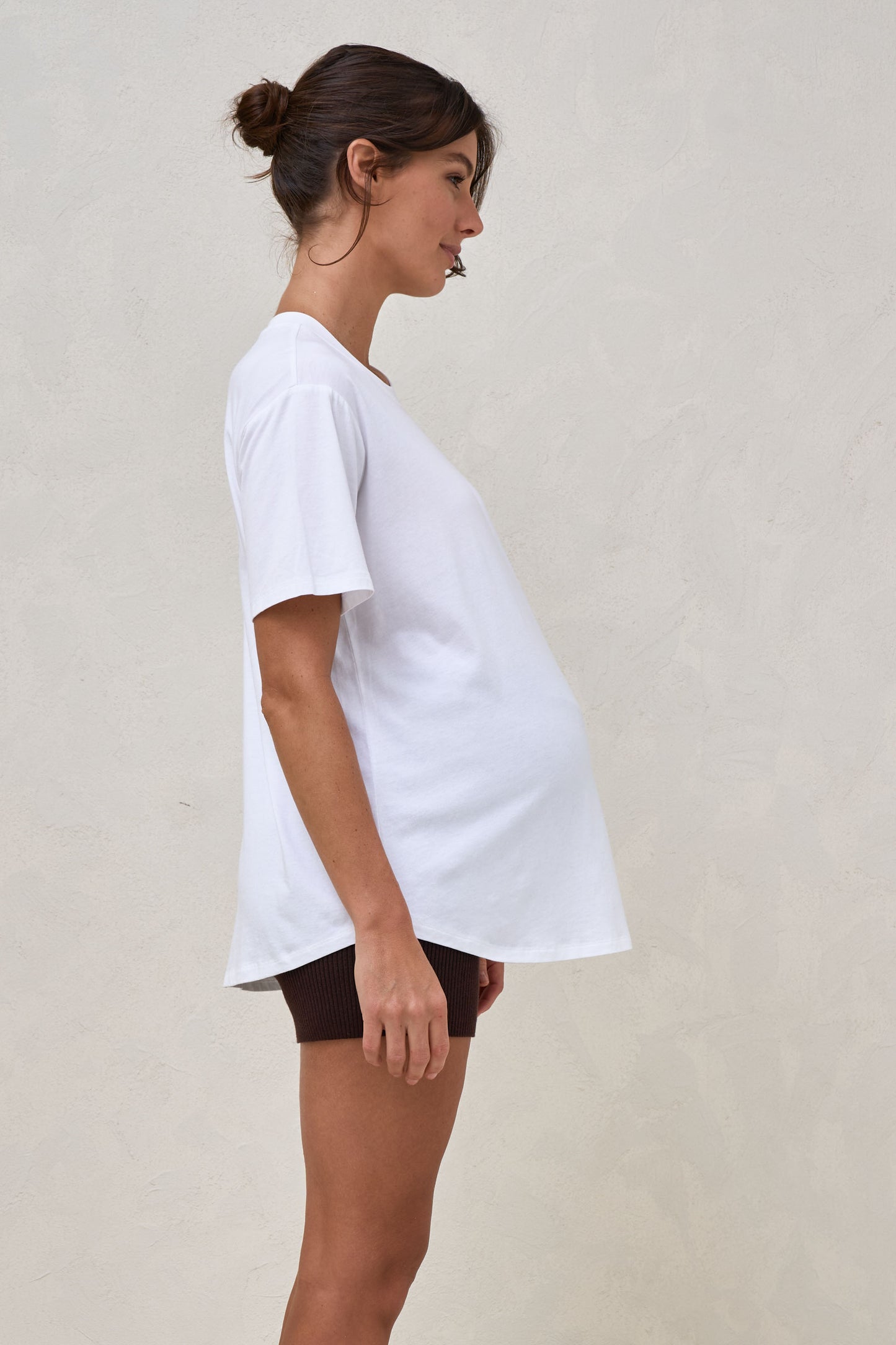 white-maternity-tee-2