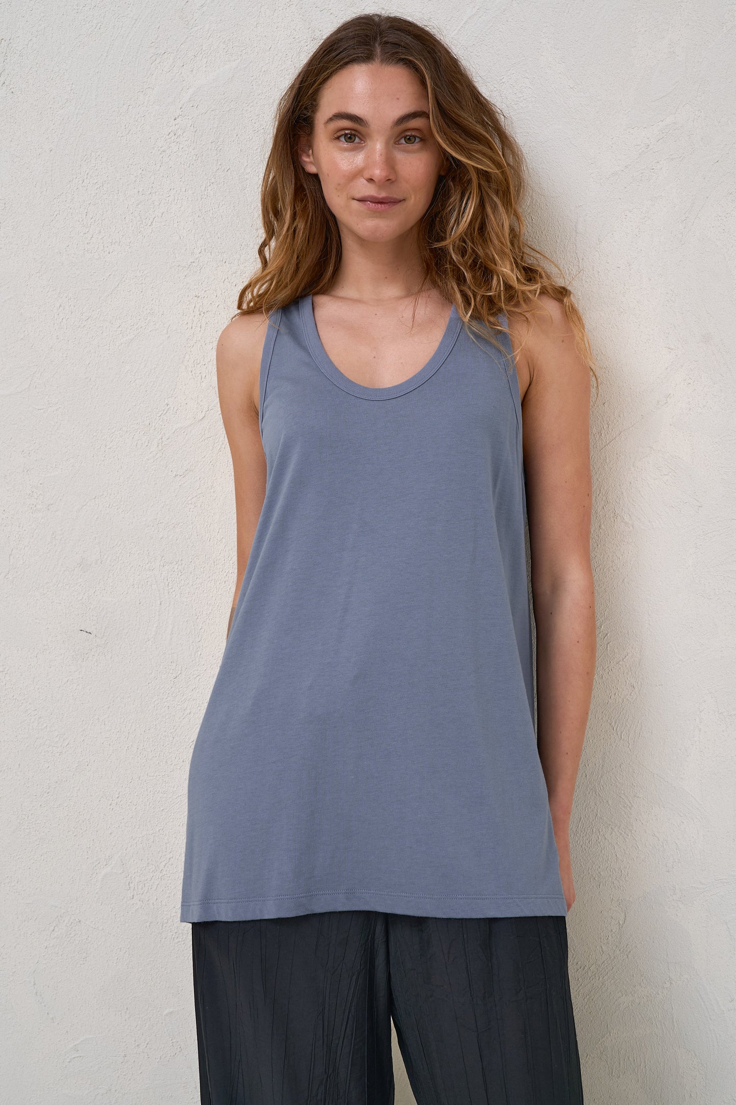 The Weekend Scoop Tank - Blue