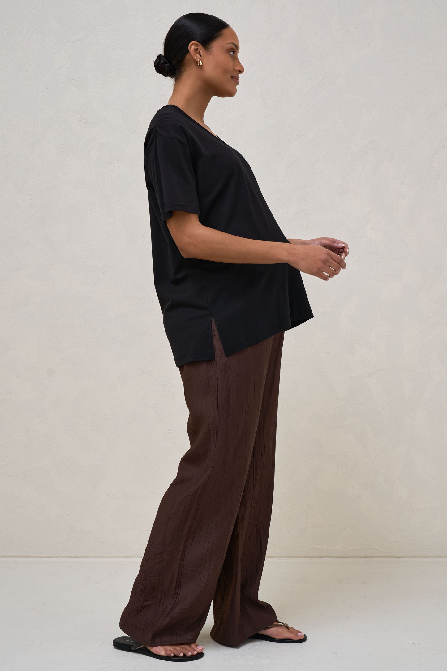 black-maternity-scoop-tee-2