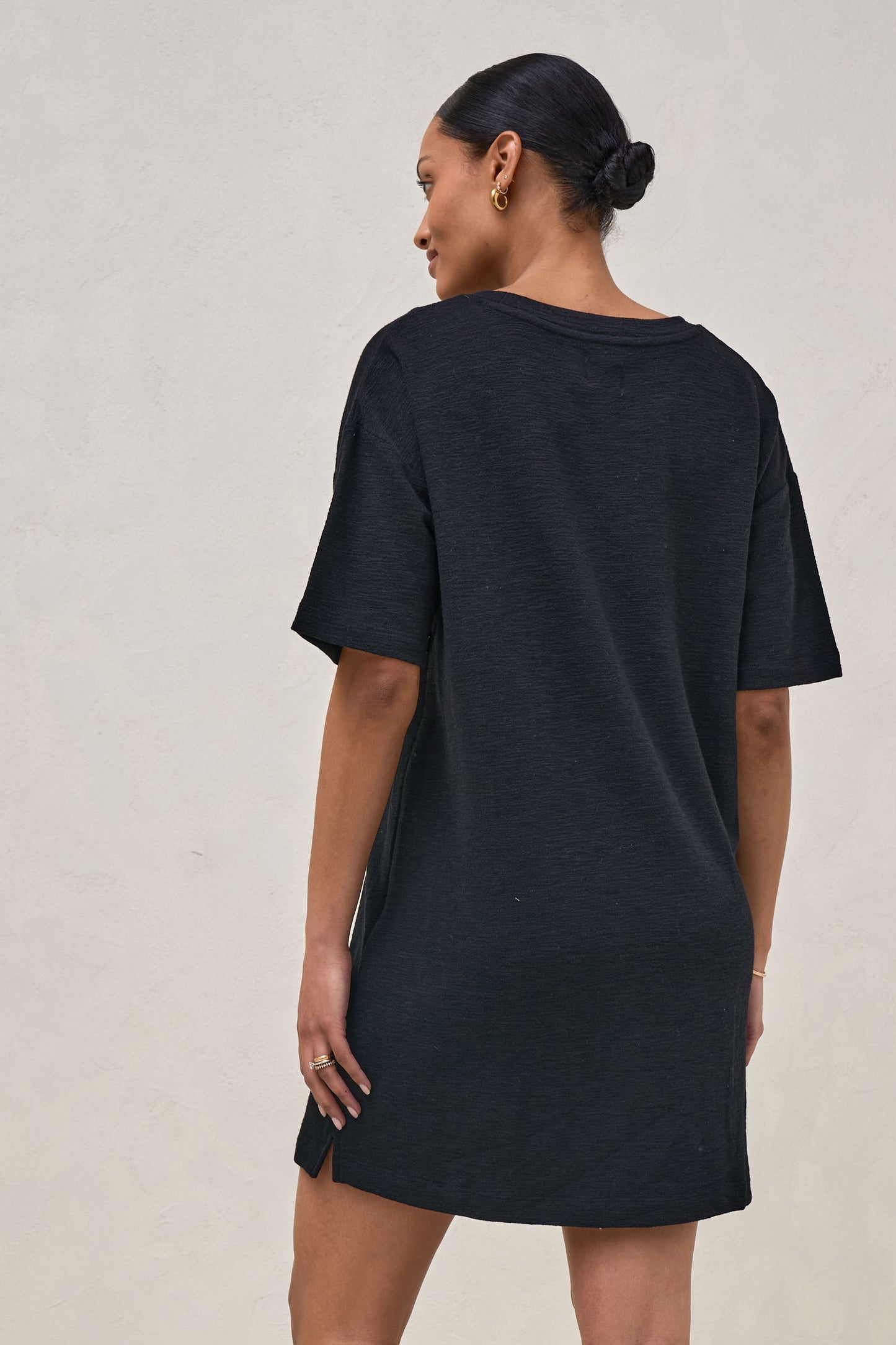 black-maternity-nursing-tee-dress-3
