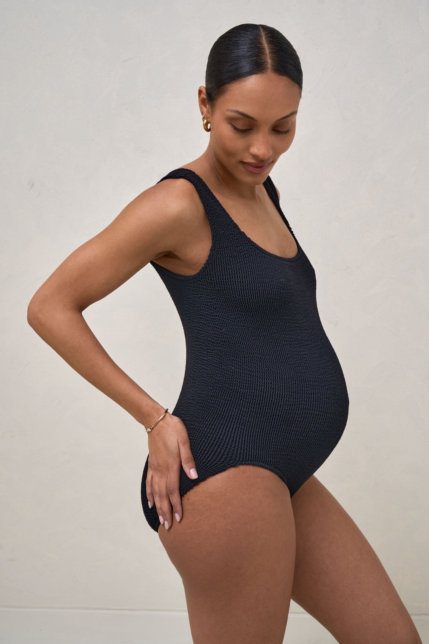 maternity-swimwear-black-crinkle-2