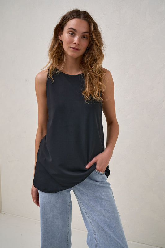 Calibration Nursing Tank -Black