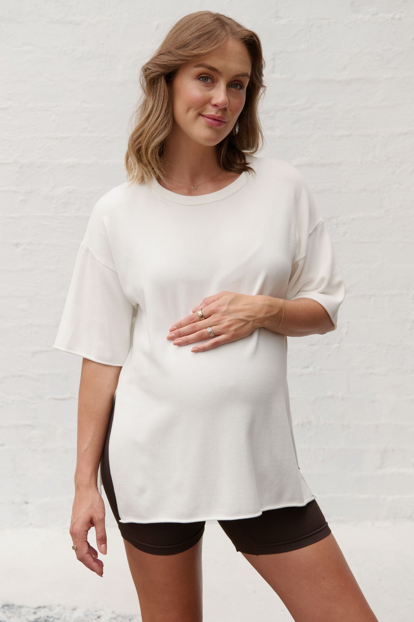 white knit maternity tee -4