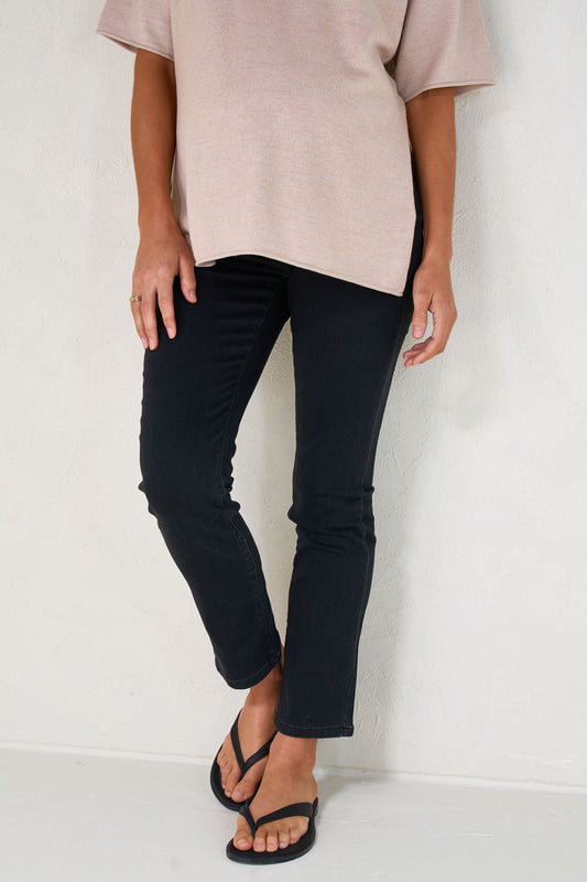 slim-straight-maternity-jean-black-1