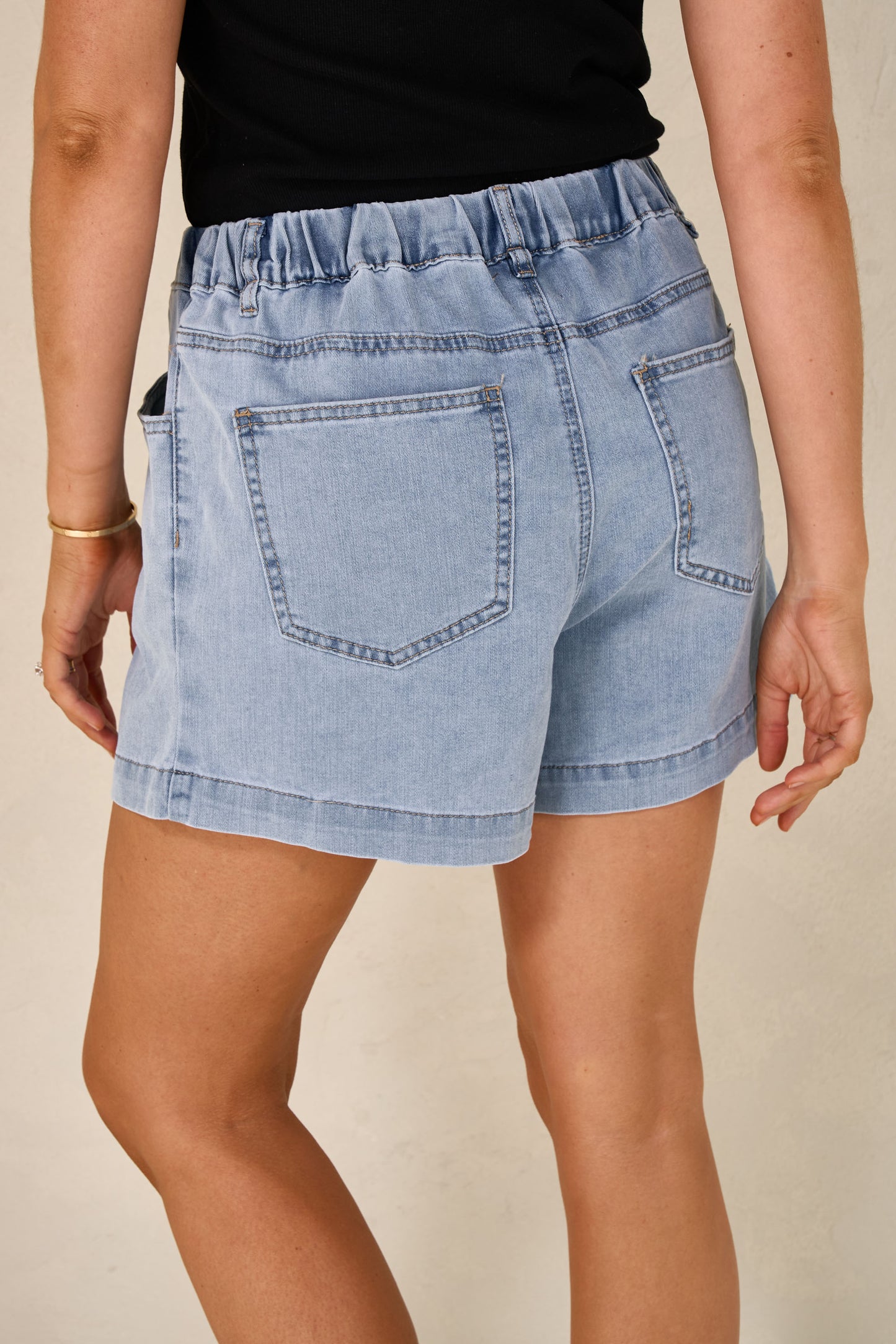  blue-maternity-denim-shorts-9