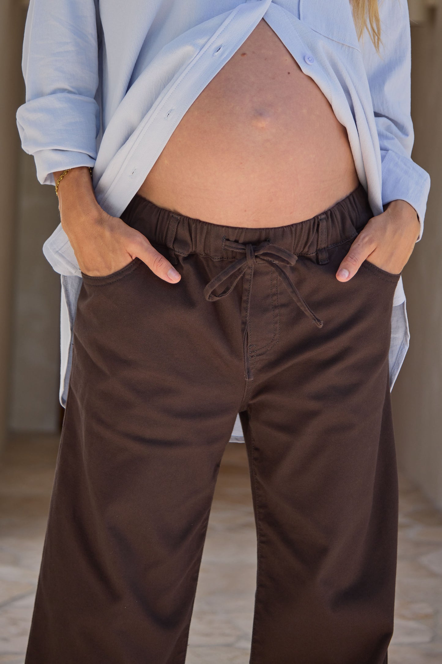 maternity-jean-chocolate-5