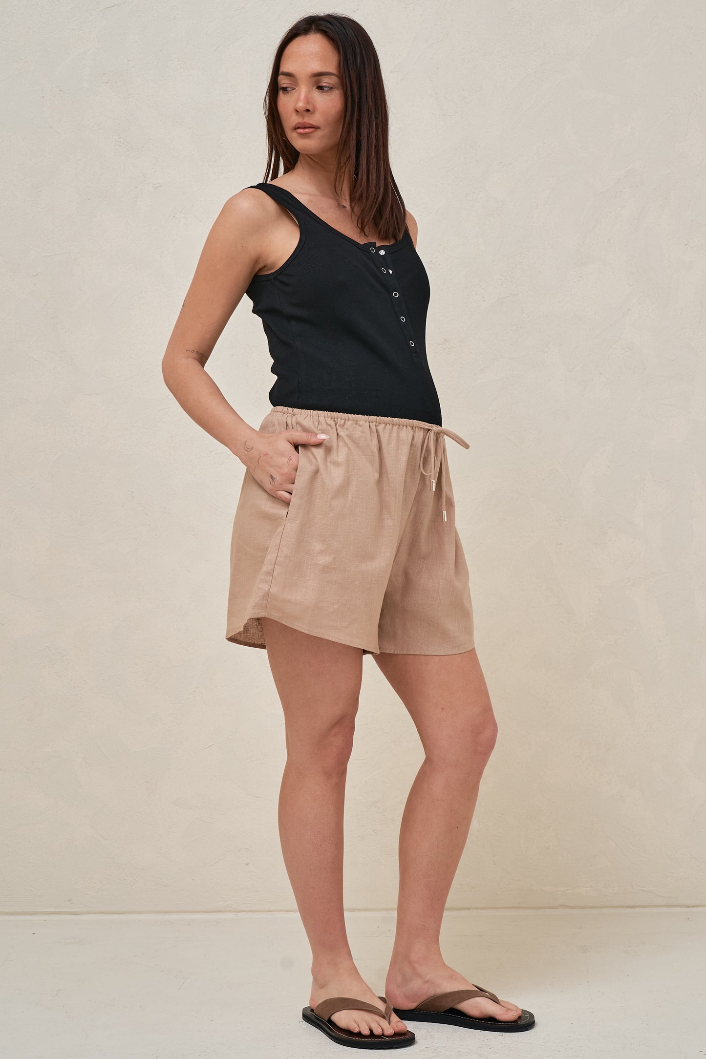 The Happening Nursing Tank -Black