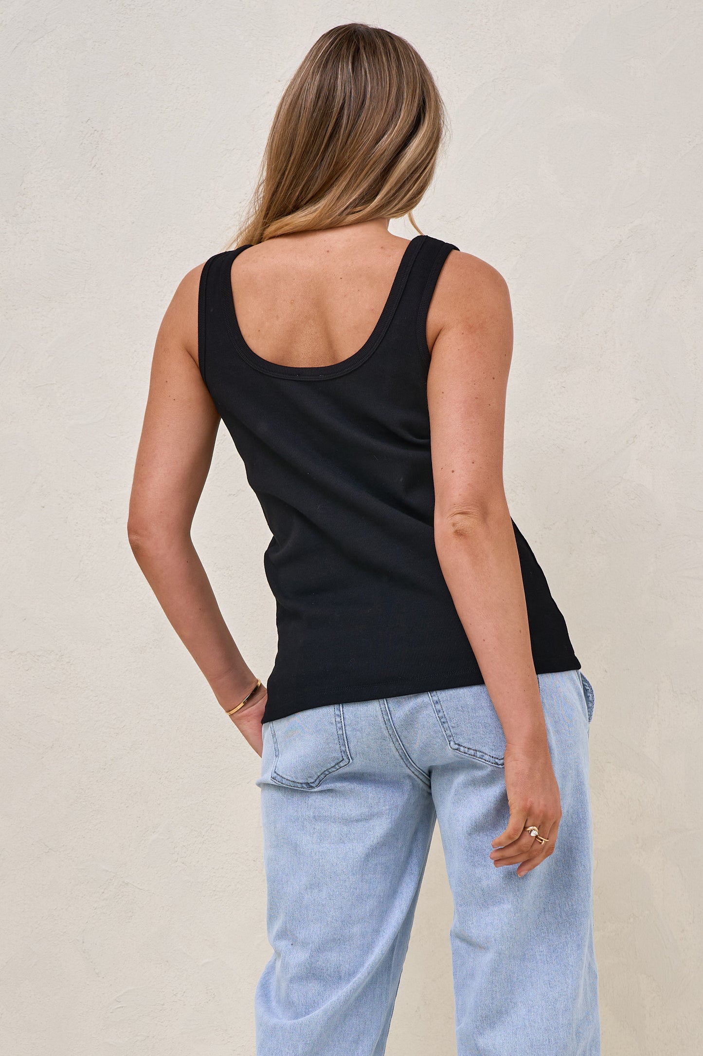 The Happening Nursing Tank -Black