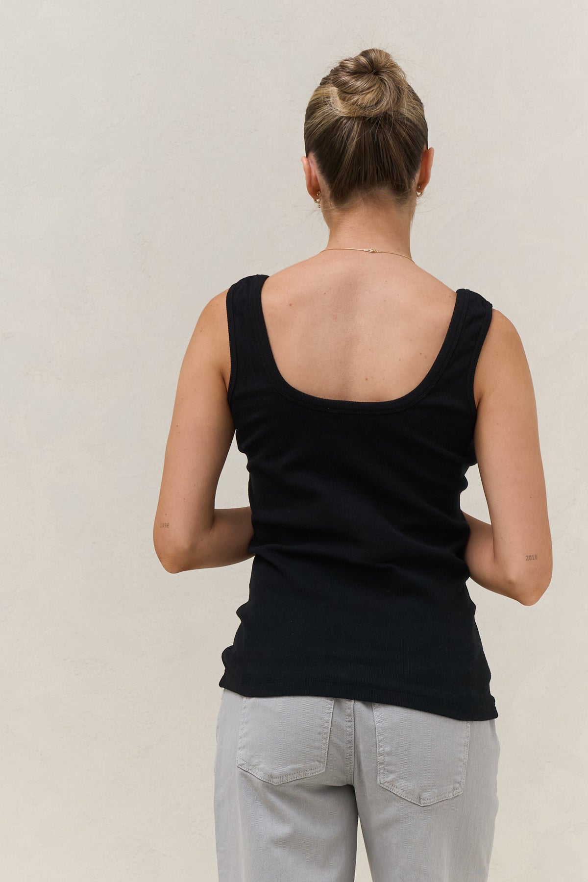 The Happening Nursing Tank -Black