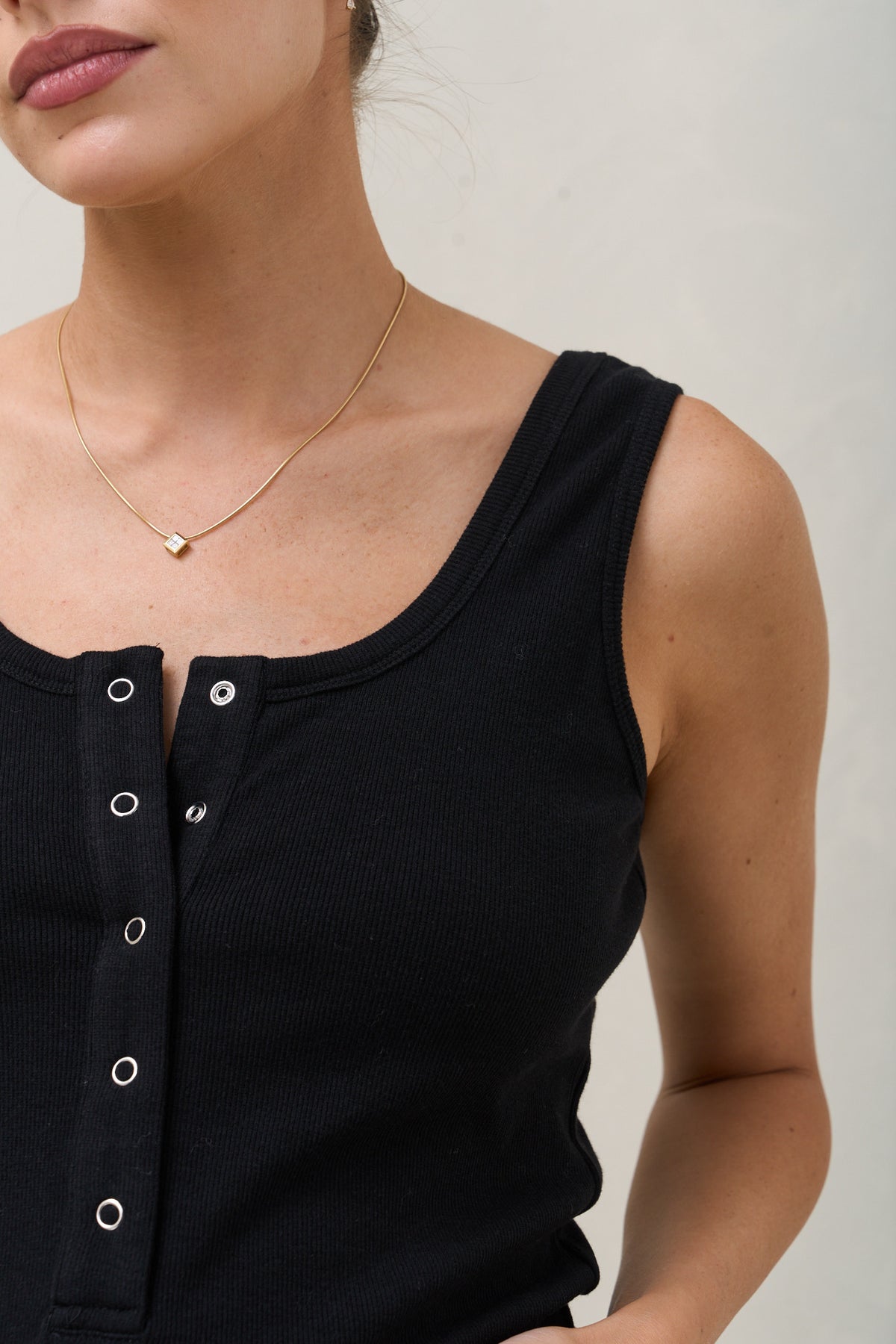 The Happening Nursing Tank -Black