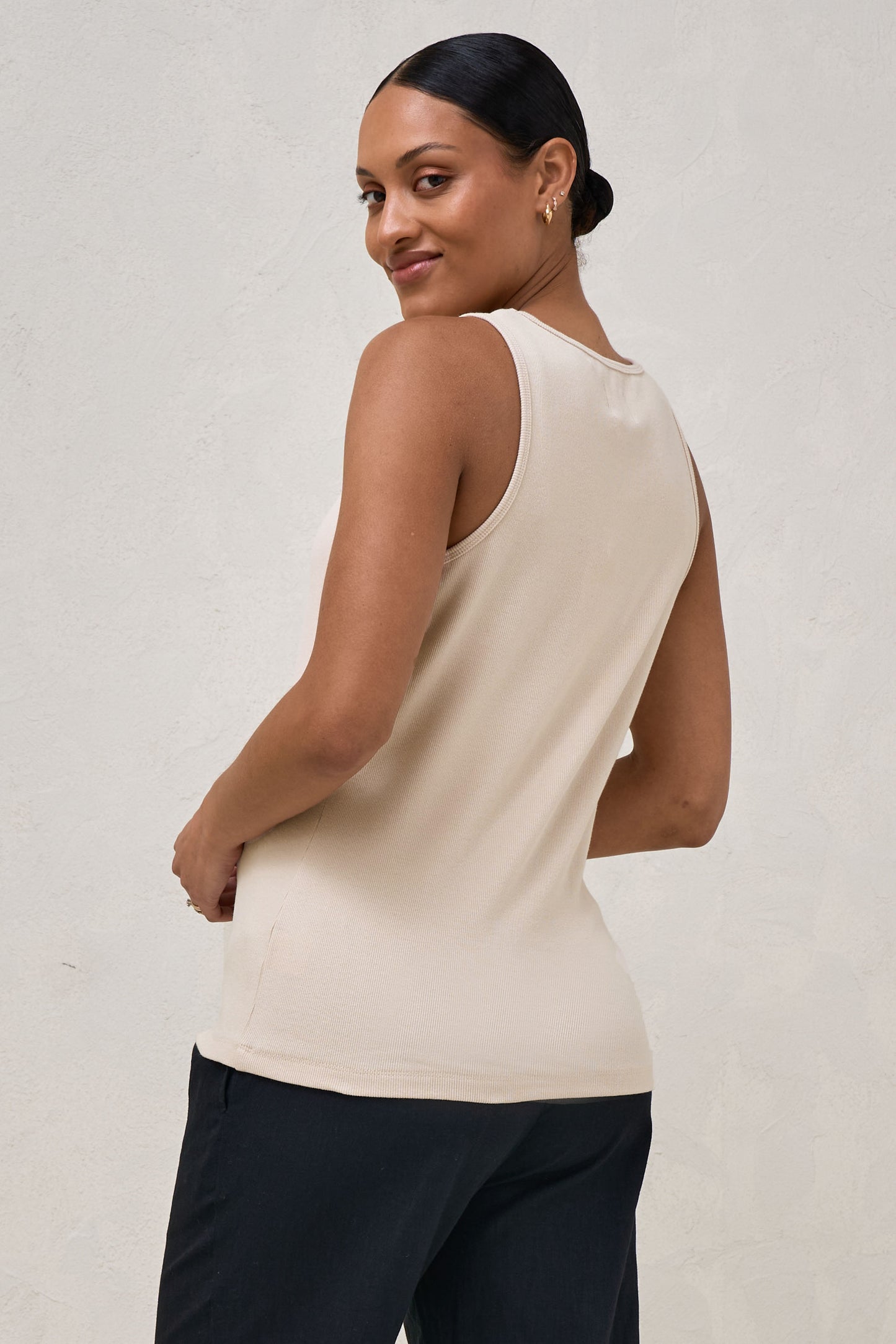 breastfeeding-tank-top-3