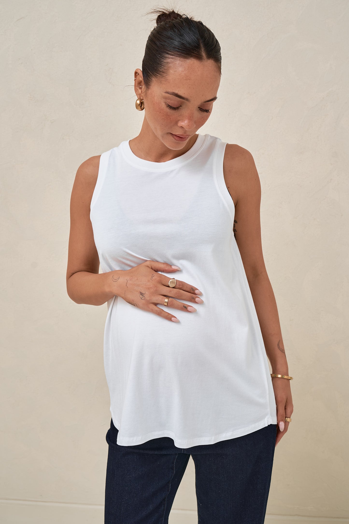 Into It Curved Hem Tank - White