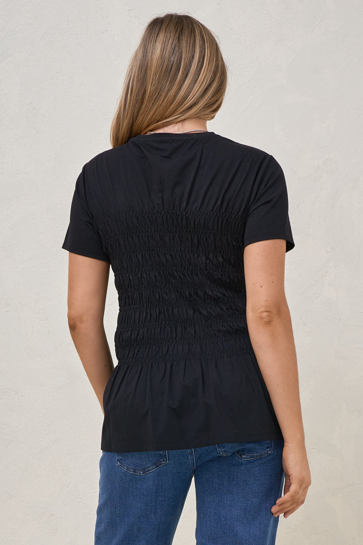 Bring It In Gathered Tee - Black