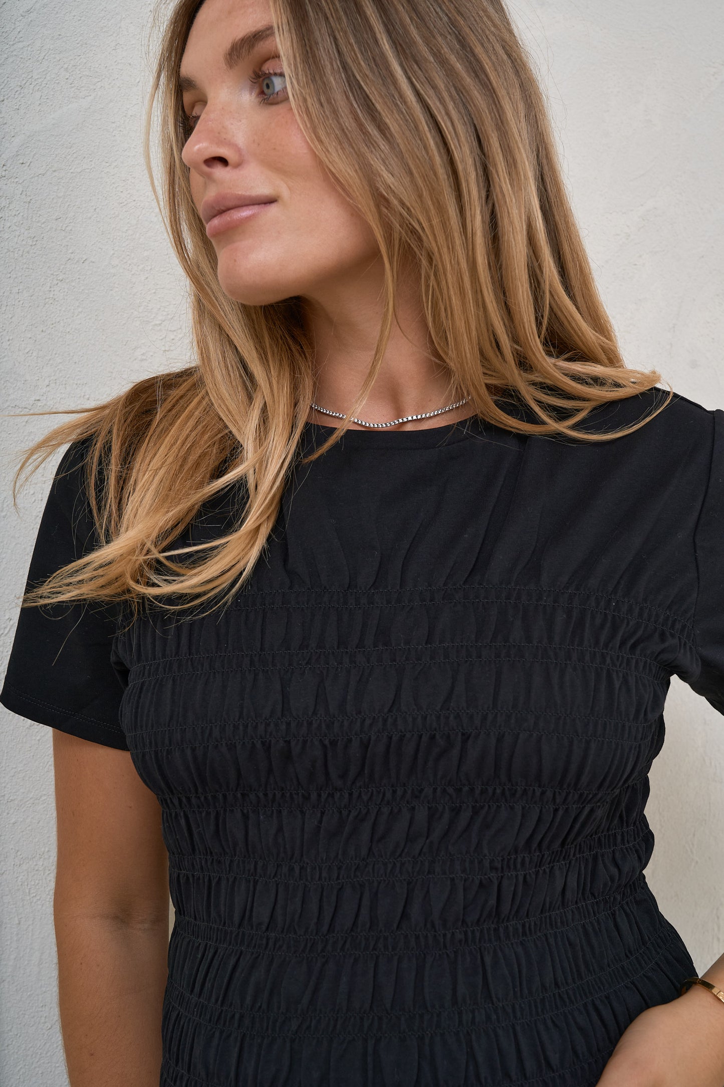 Bring It In Gathered Tee - Black