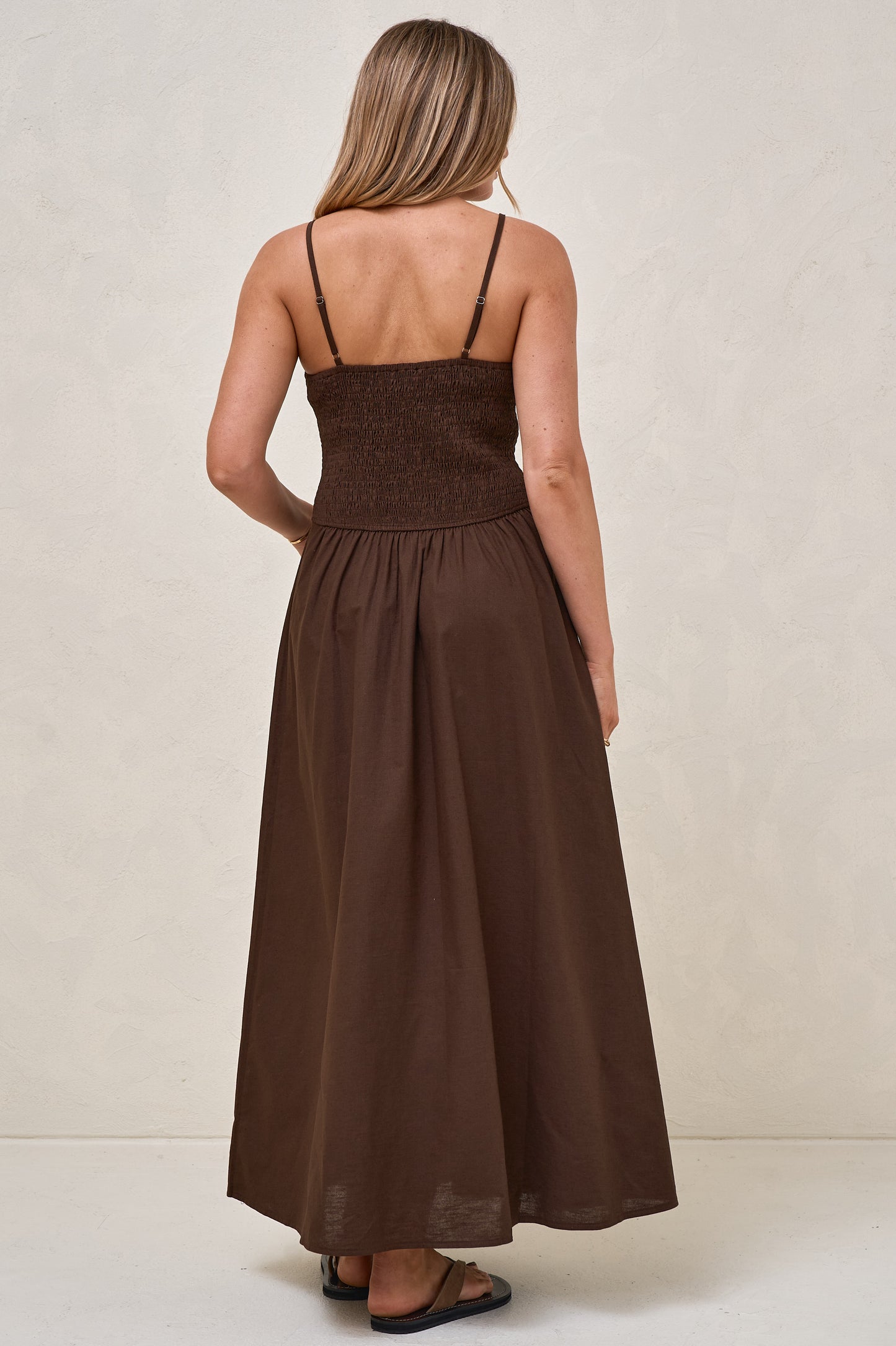 Mystery Solved Midi Dress - Chocolate