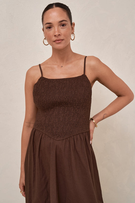 Mystery Solved Midi Dress - Chocolate