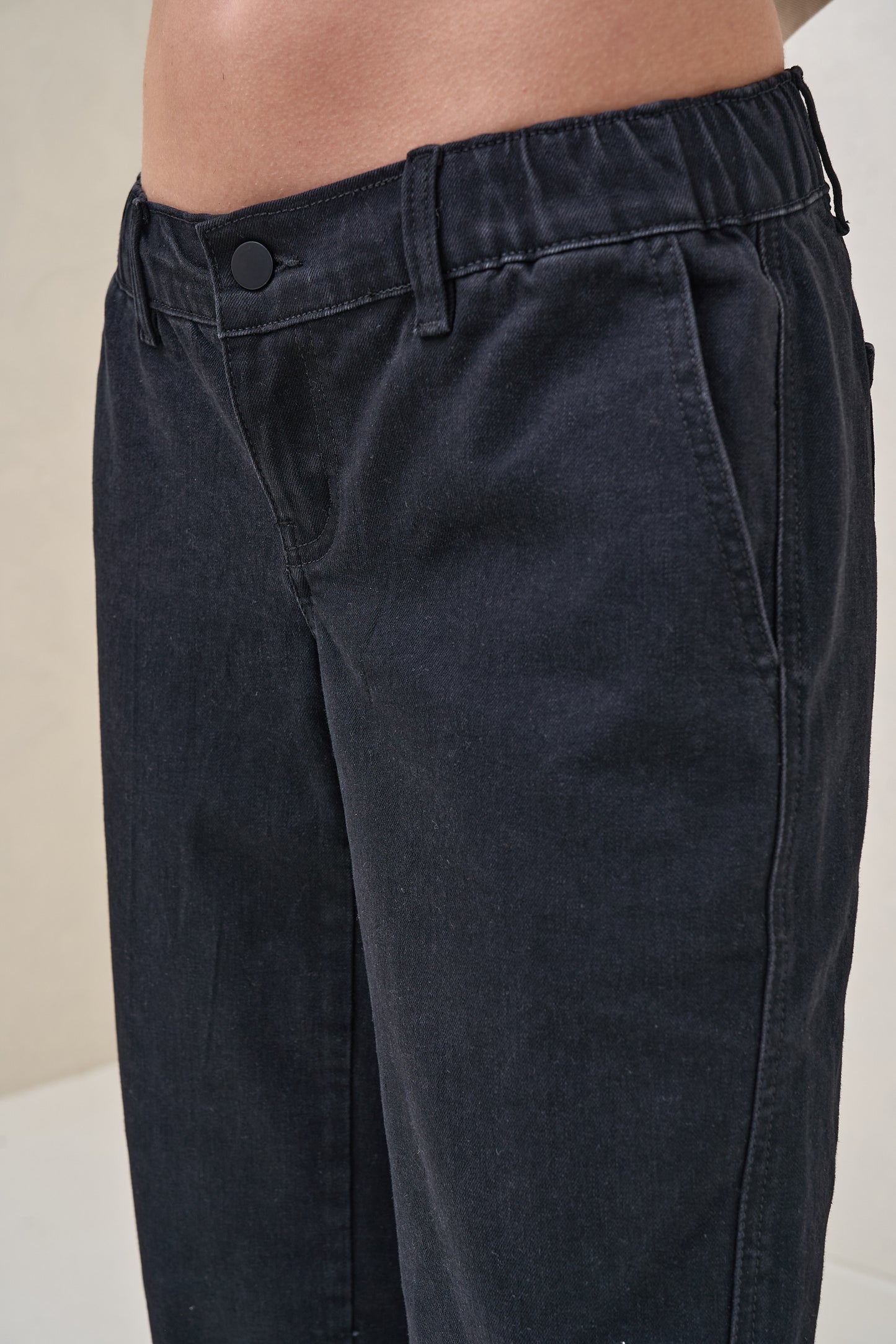 Bend The Rules Barrel Jean - Washed Black