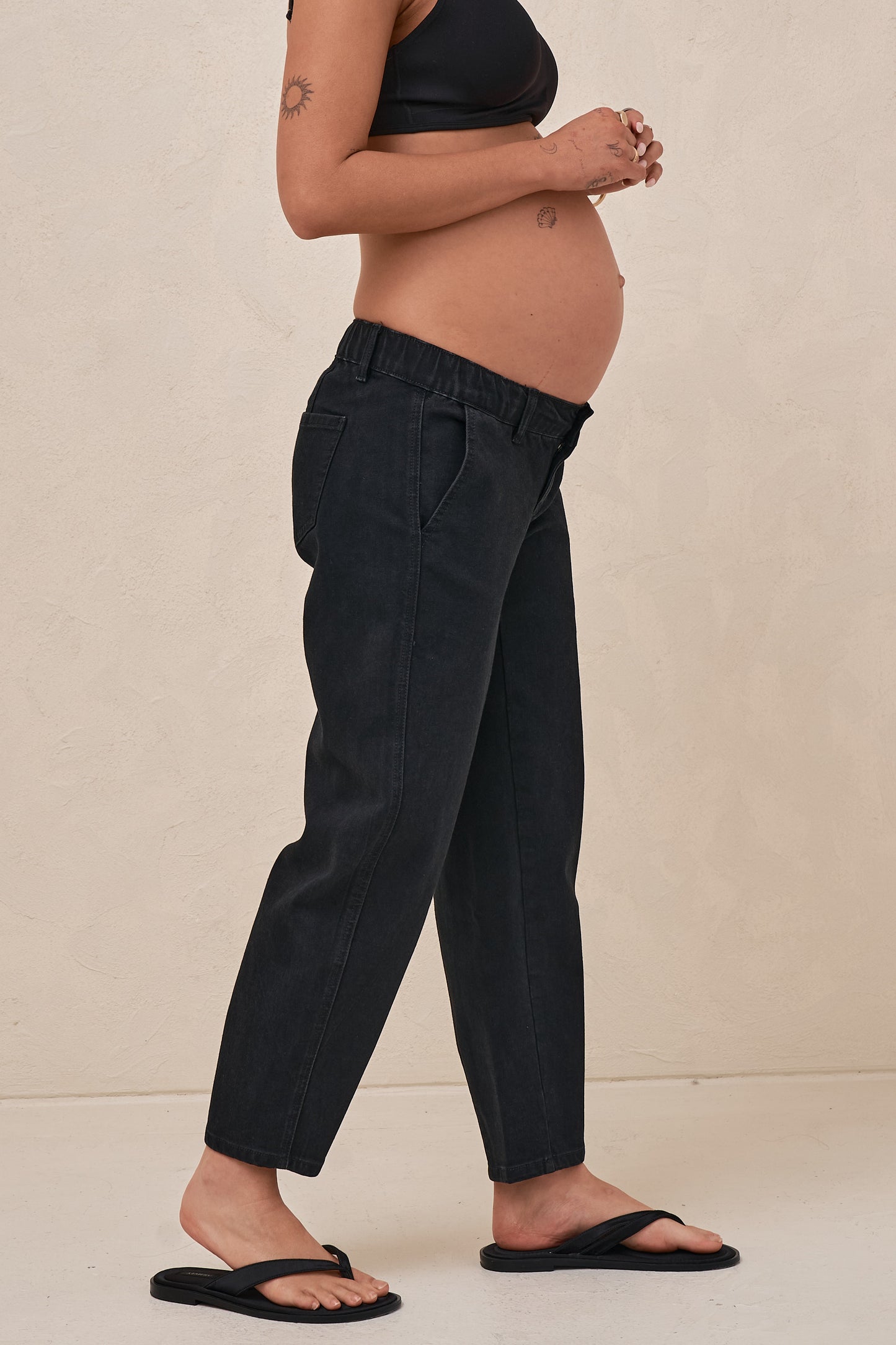 Bend The Rules Barrel Jean - Washed Black