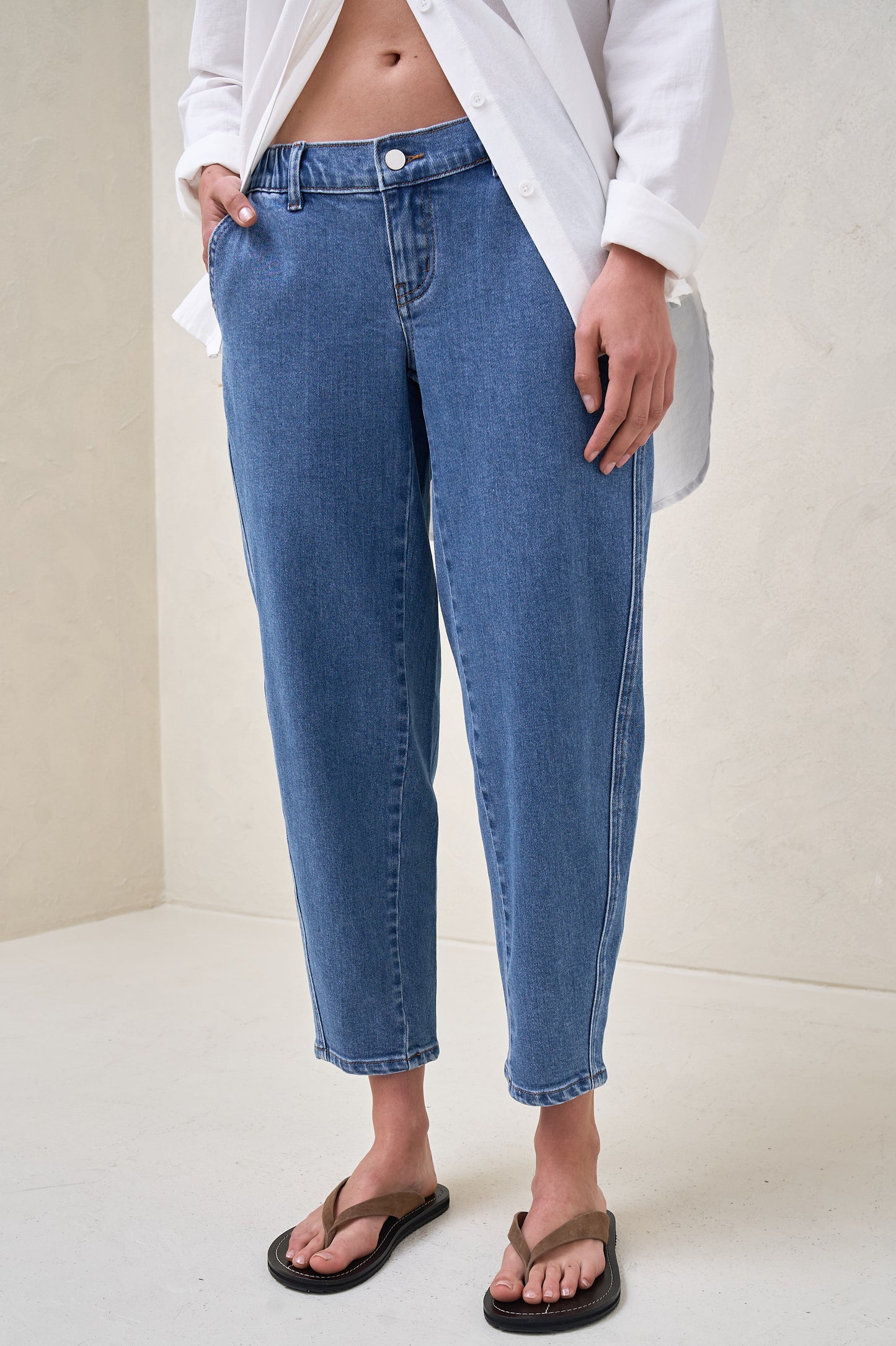 Bend The Rules Barrel Jean - Mid Blue